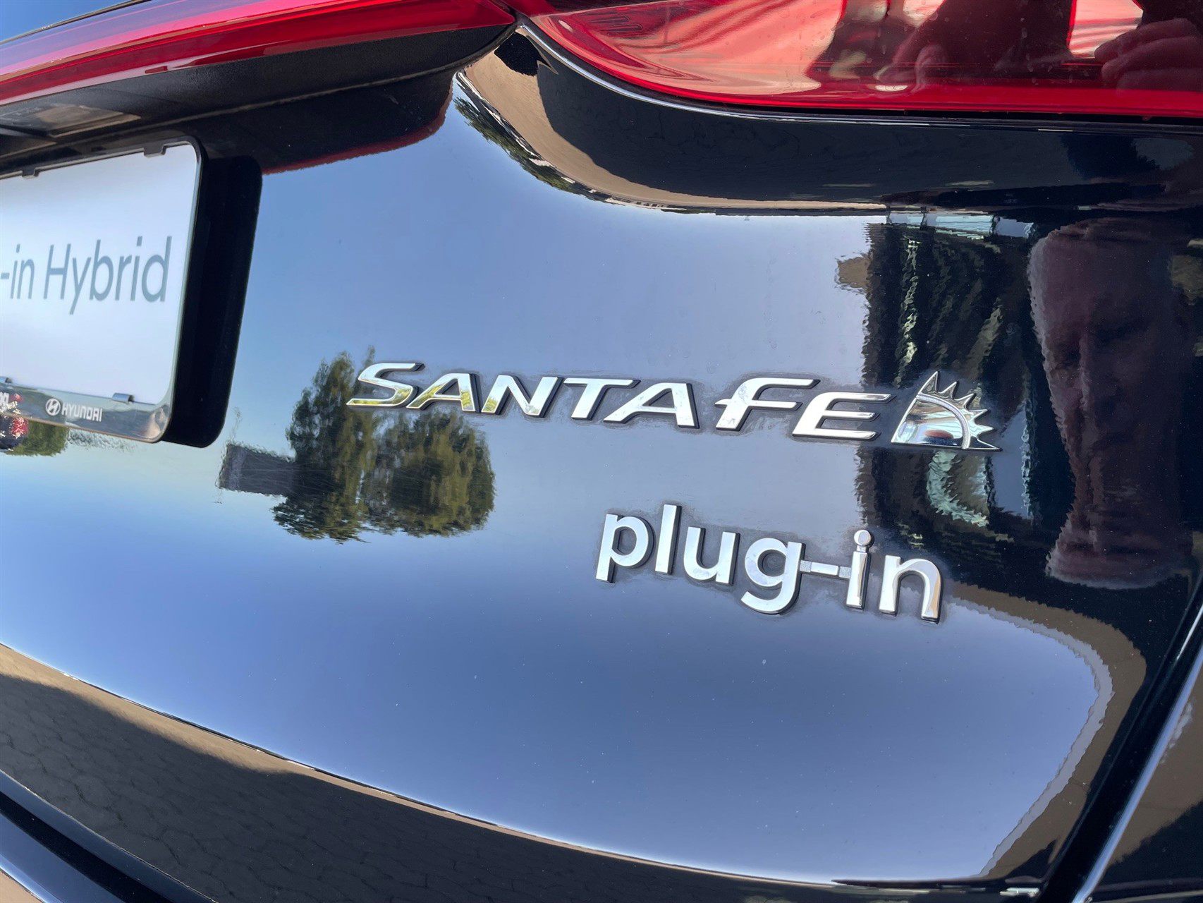 Billede af Hyundai Santa Fe 1,6 T-GDI  Plugin-hybrid Essential 4WD 265HK 5d 6g Aut.