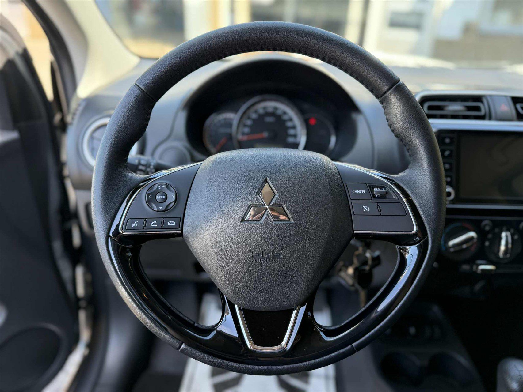 Billede af Mitsubishi Space Star 1,2 Invite+ AS&G 71HK 5d