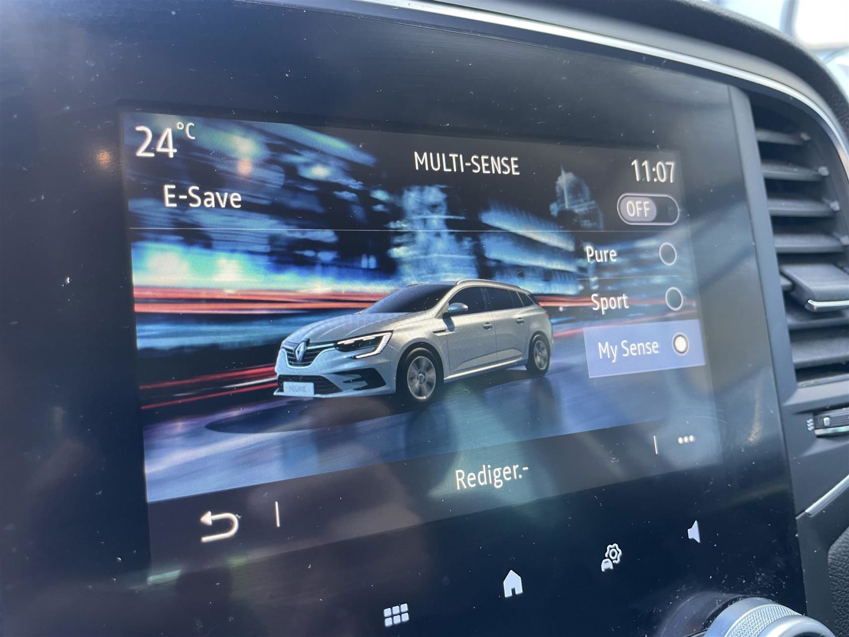 Billede af Renault Mégane Sport Tourer 1,6 E-TECH  Plugin-hybrid Intens 160HK Stc Aut.