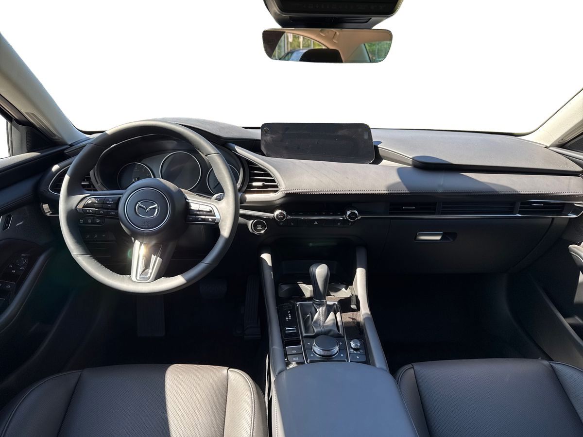 Billede af Mazda 3 2,0 e-Skyactiv-G  Mild hybrid Exclusive-Line 150HK 6g Aut.