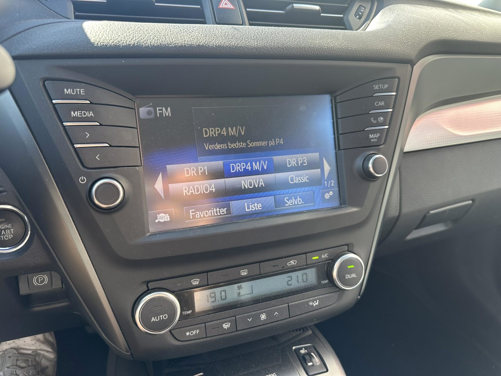 Billede af Toyota Avensis Touring Sports 1,8 VVT-I T2 Premium 147HK Stc 6g