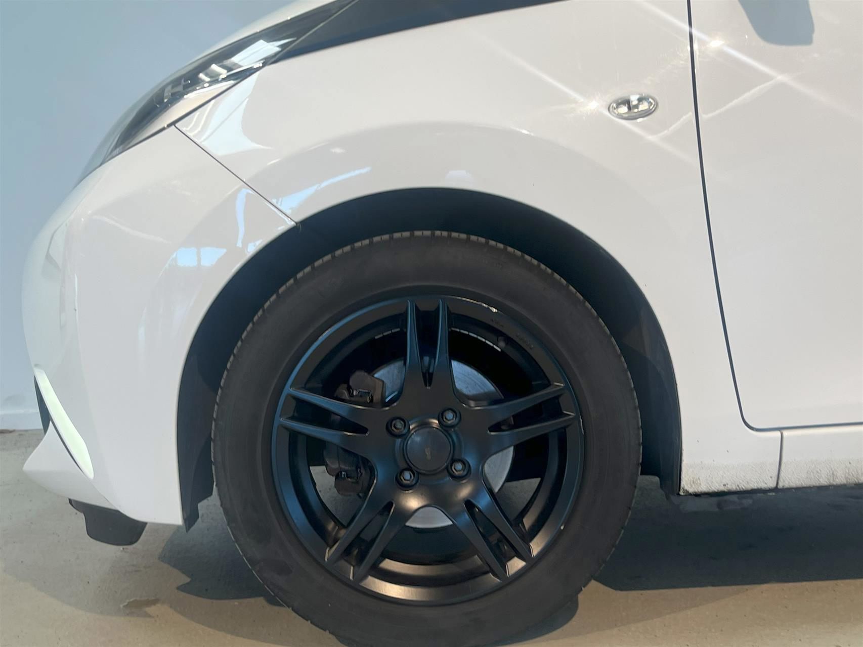 Billede af Toyota Aygo 1,0 VVT-I X-Press 69HK 5d