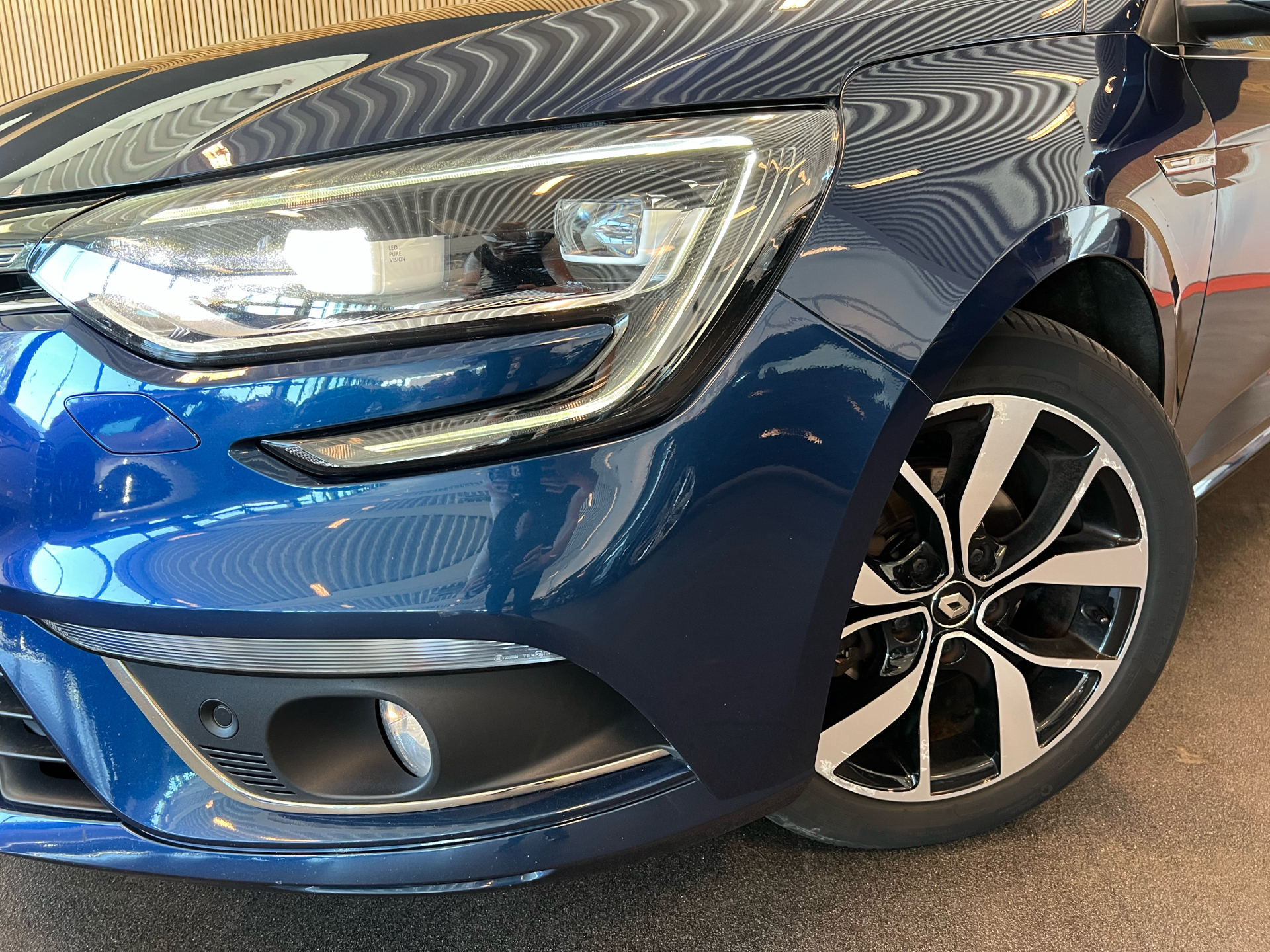 Billede af Renault Mégane Sport Tourer 1,3 TCE GPF Bose 140HK Stc 6g