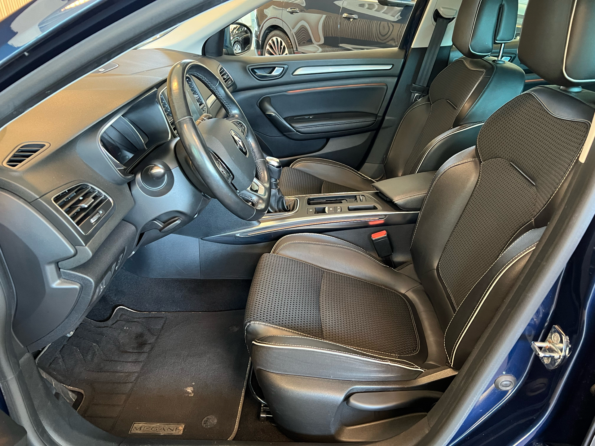 Billede af Renault Mégane Sport Tourer 1,3 TCE GPF Bose 140HK Stc 6g
