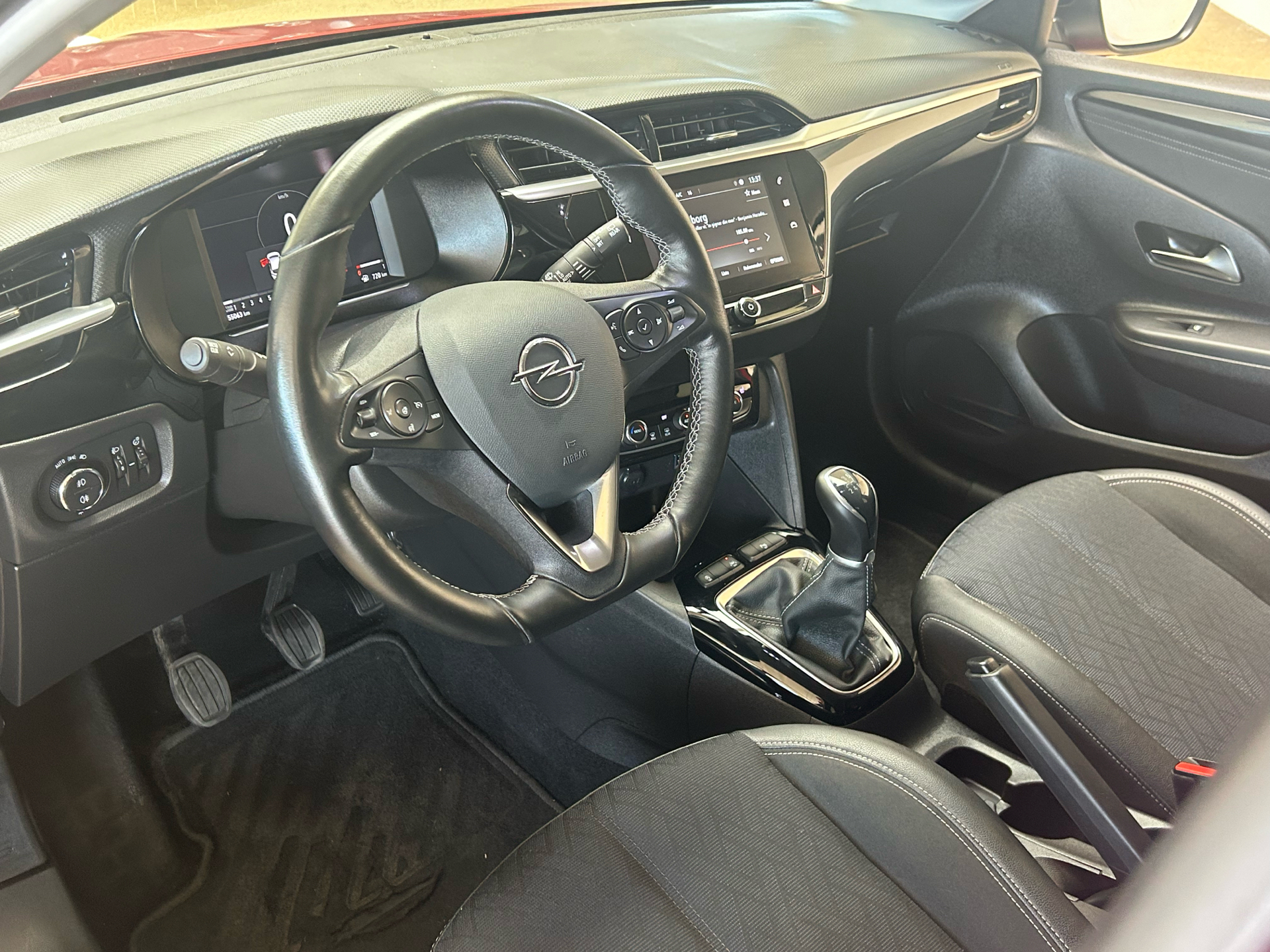 Billede af Opel Corsa 1,2 PureTech Elegance 75HK 5d
