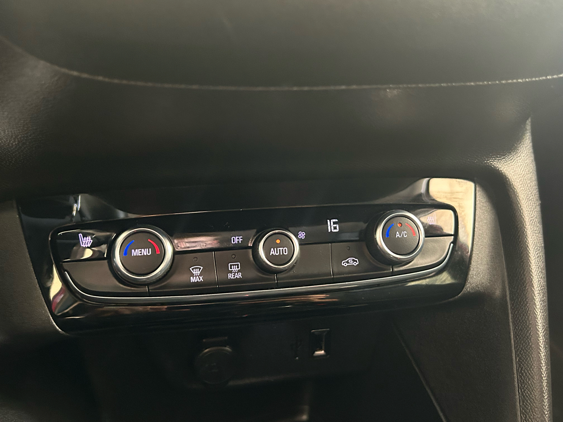 Billede af Opel Corsa 1,2 PureTech Elegance 75HK 5d