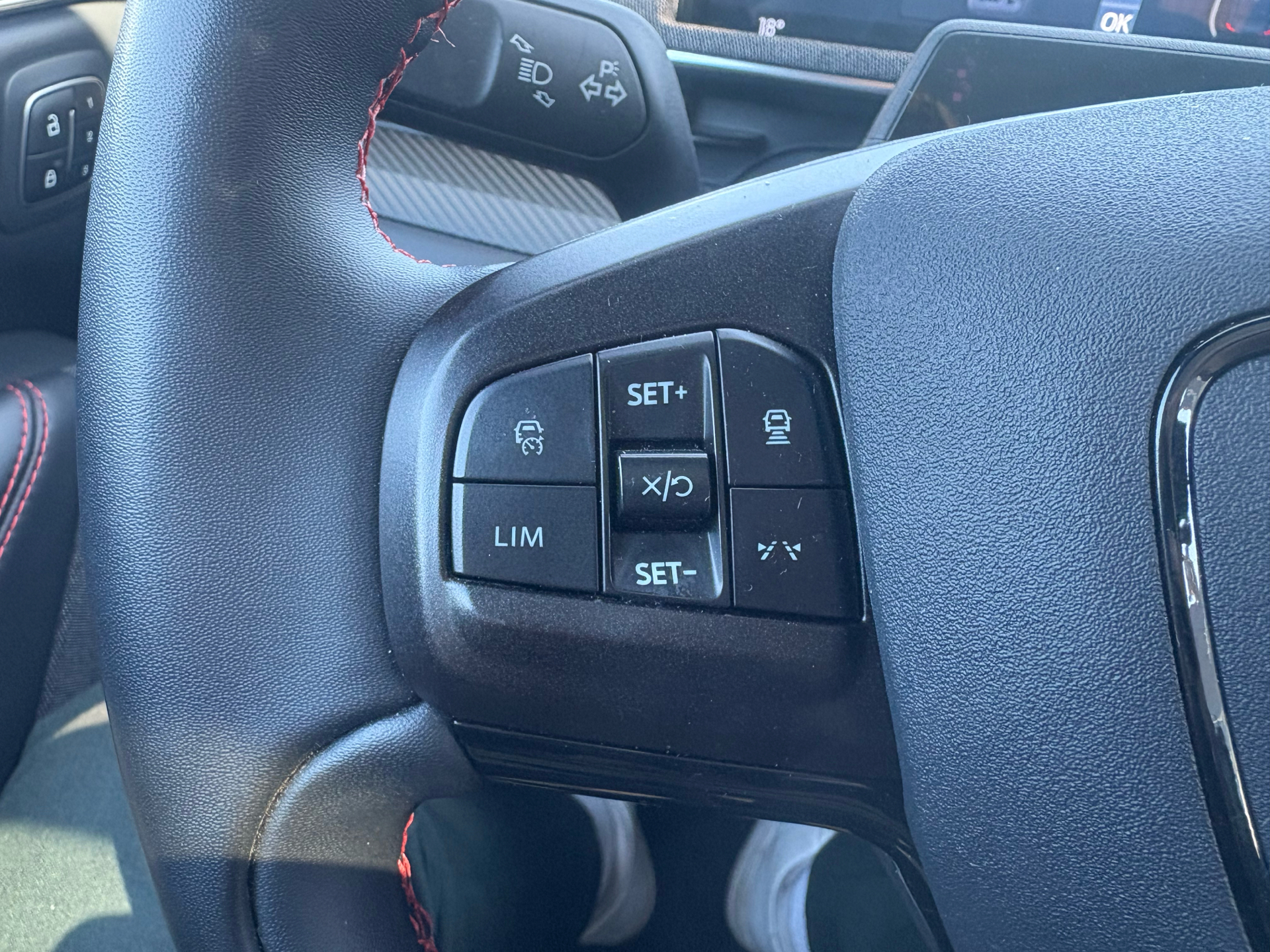 Billede af Ford Mustang Mach-E EL UR Premium AWD 351HK 5d Aut.