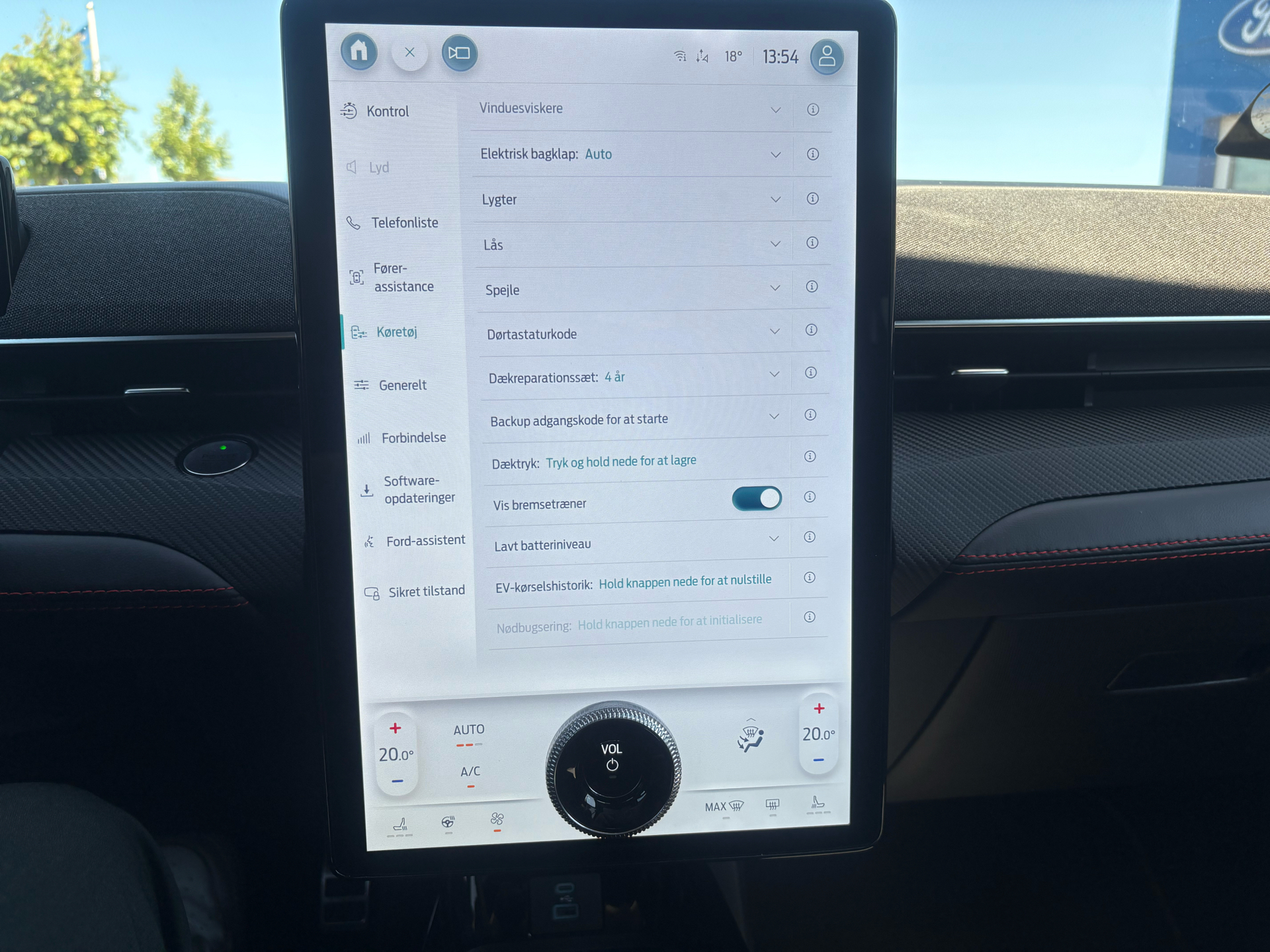 Billede af Ford Mustang Mach-E EL UR Premium AWD 351HK 5d Aut.