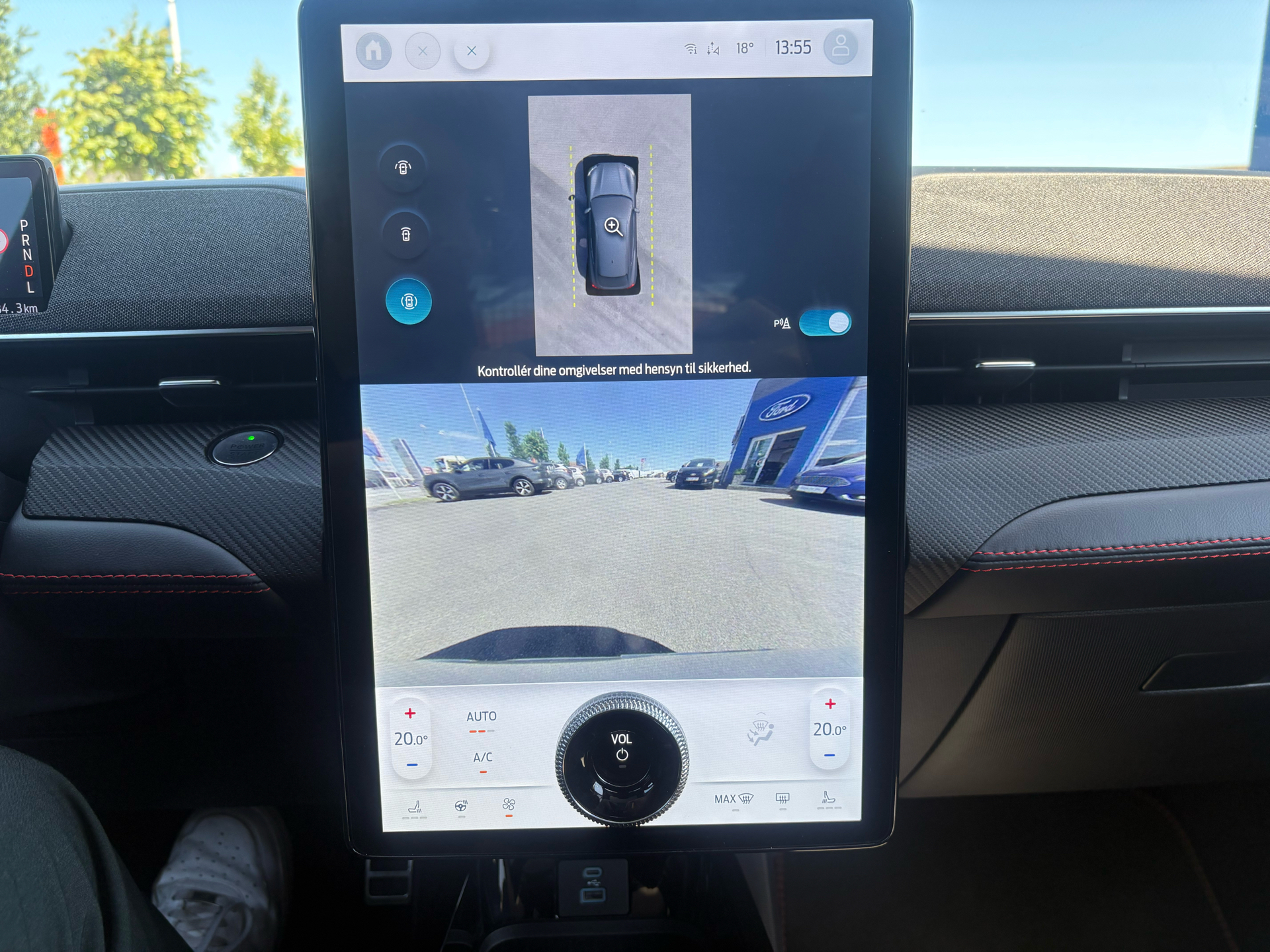 Billede af Ford Mustang Mach-E EL UR Premium AWD 351HK 5d Aut.