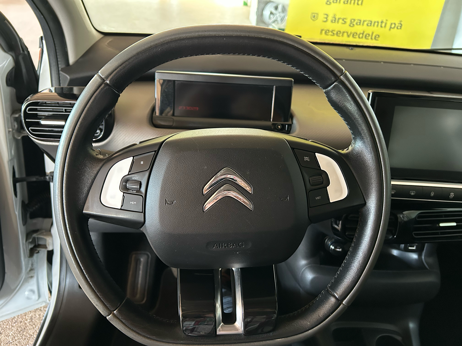 Billede af Citroën C4 Cactus 1,6 Blue HDi Shine start/stop 100HK 5d