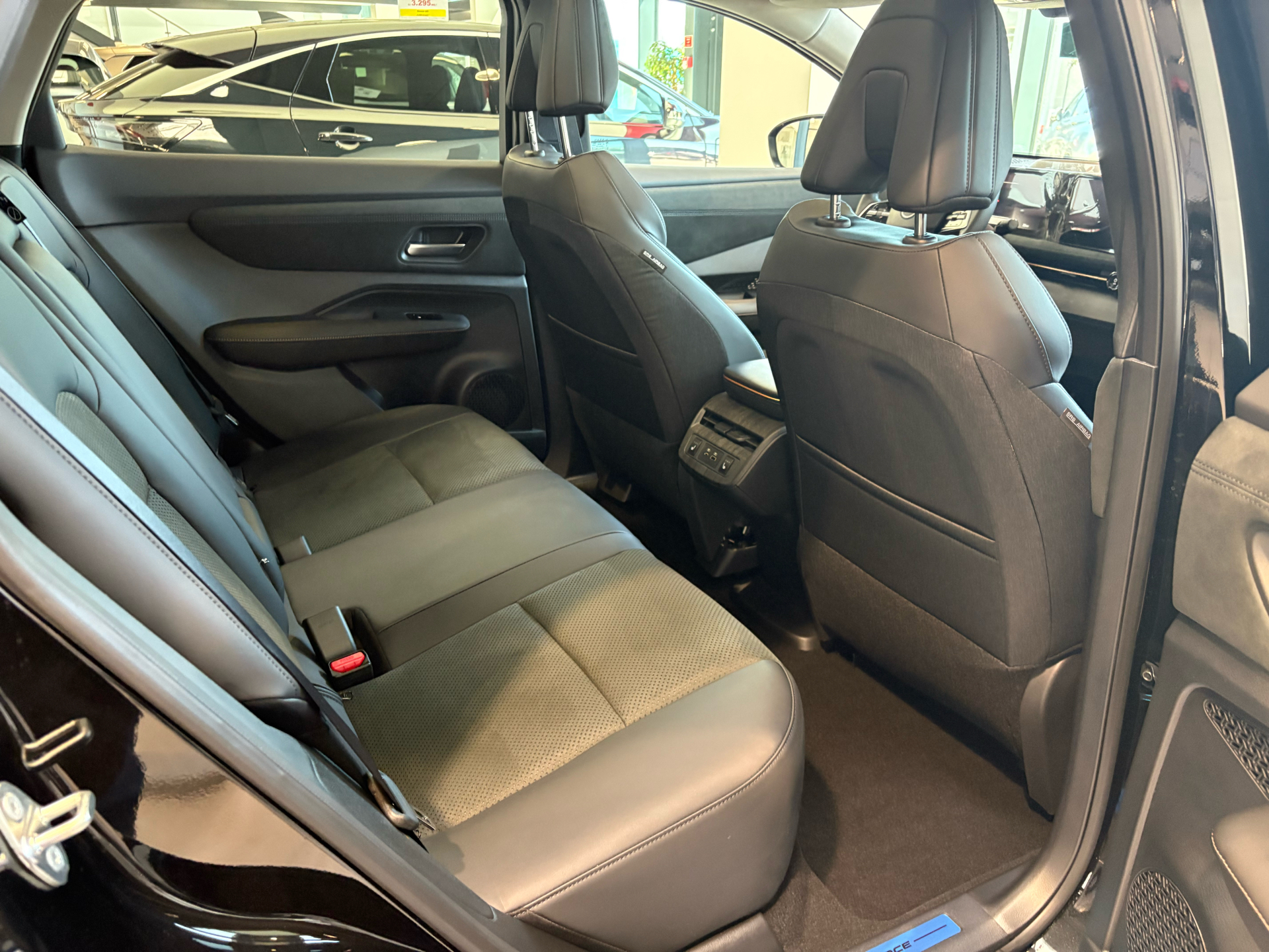 Billede af Nissan Ariya EL Evolve e-4orce 301HK 5d Aut.