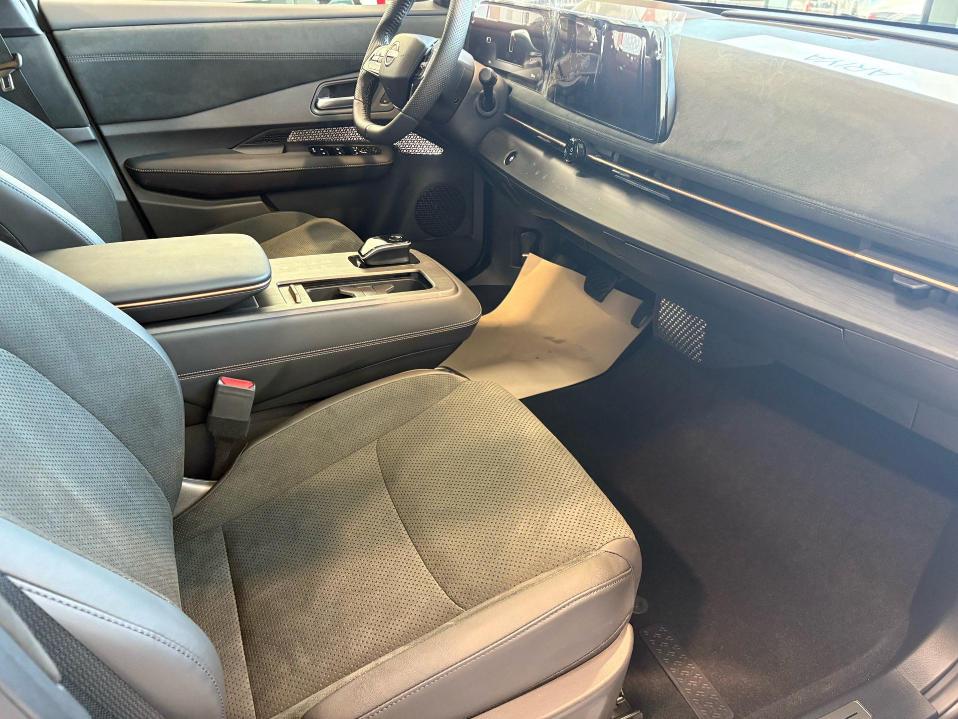 Billede af Nissan Ariya EL Evolve e-4orce 301HK 5d Aut.