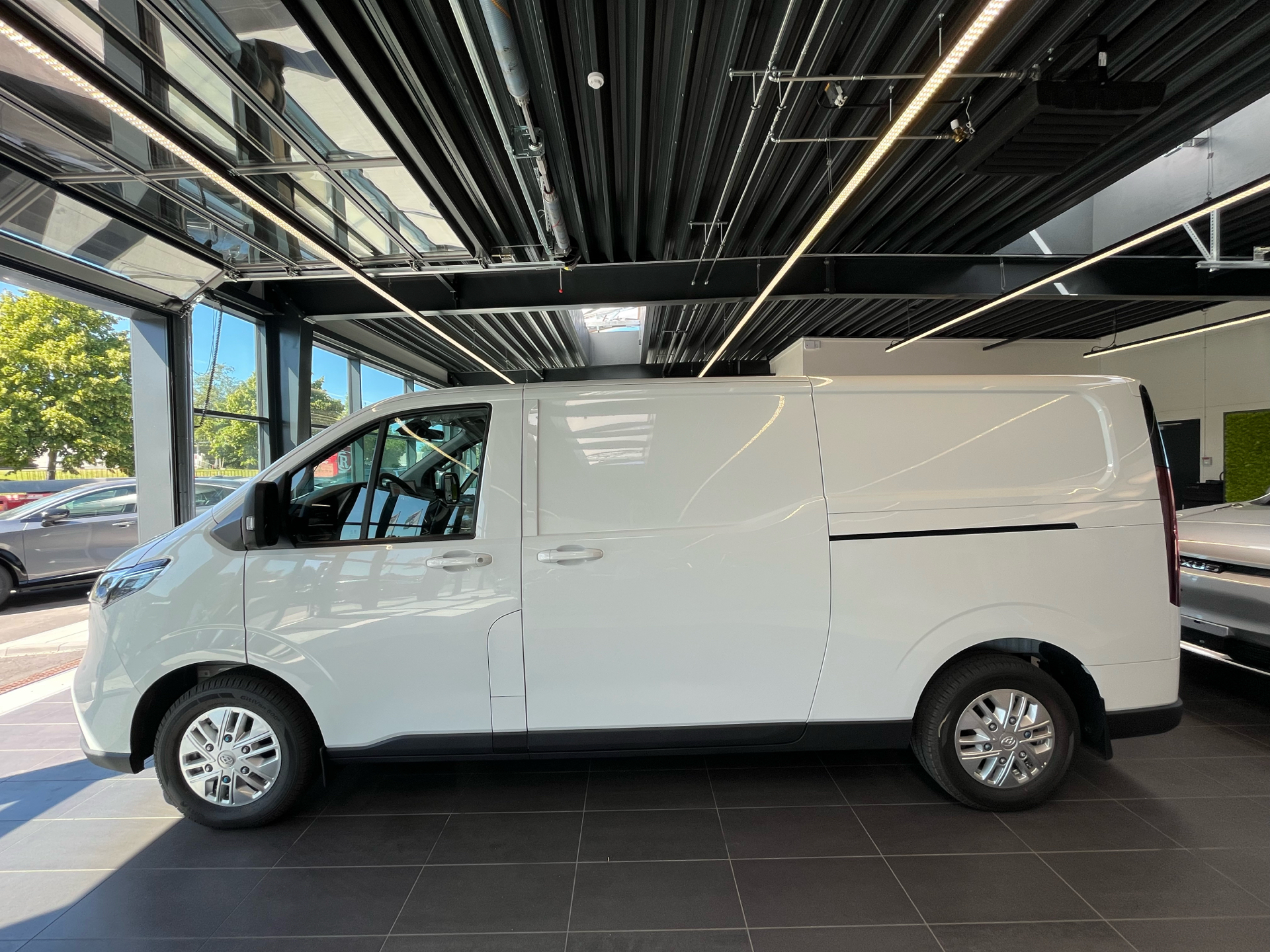 Billede af Maxus e-Deliver 7 L2H1 EL 204HK Van Aut.