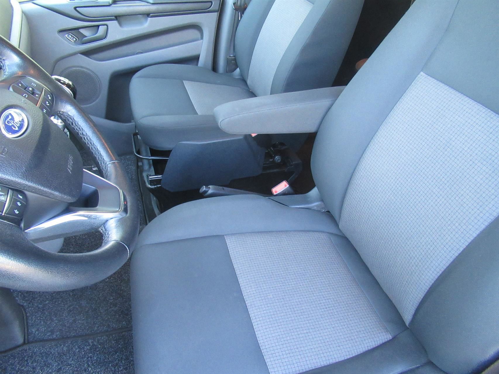 Billede af Ford Transit Custom 320 L1H1 2,0 TDCi Ambiente 105HK 6g