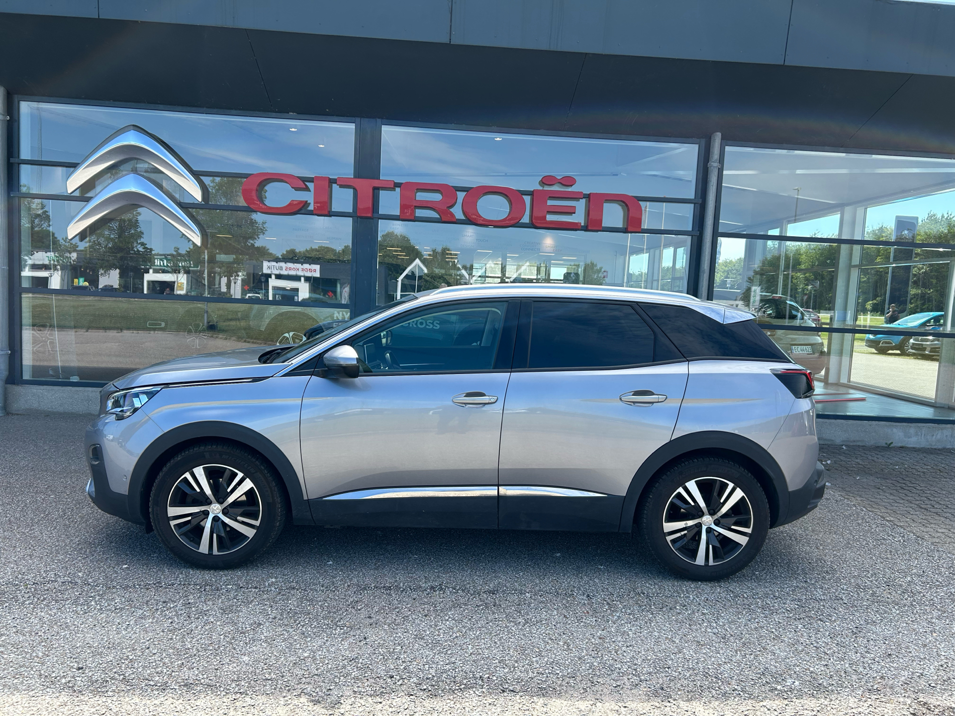 Billede af Peugeot 3008 1,6 BlueHDi Allure EAT6 120HK Van 6g Aut.