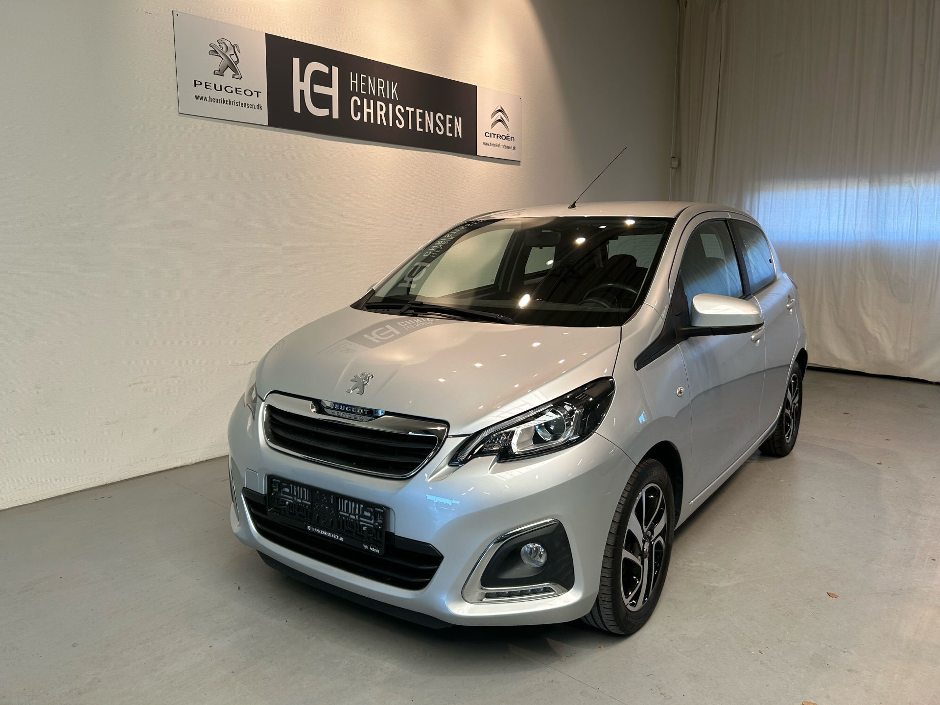 Billede af Peugeot 108 1,0 e-Vti Allure+ 72HK 5d
