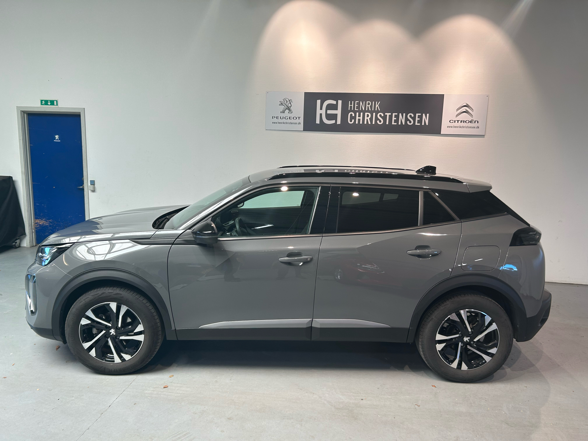 Billede af Peugeot 2008 1,2 PureTech First Edition EAT8 130HK 5d 8g Aut.