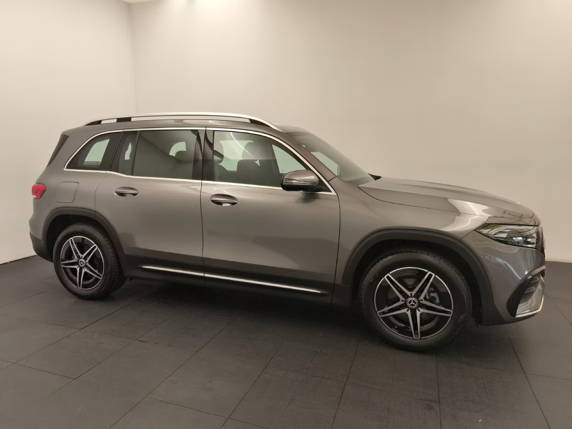 Billede af Mercedes-Benz EQB 250 EL AMG Line 190HK 5d Aut.