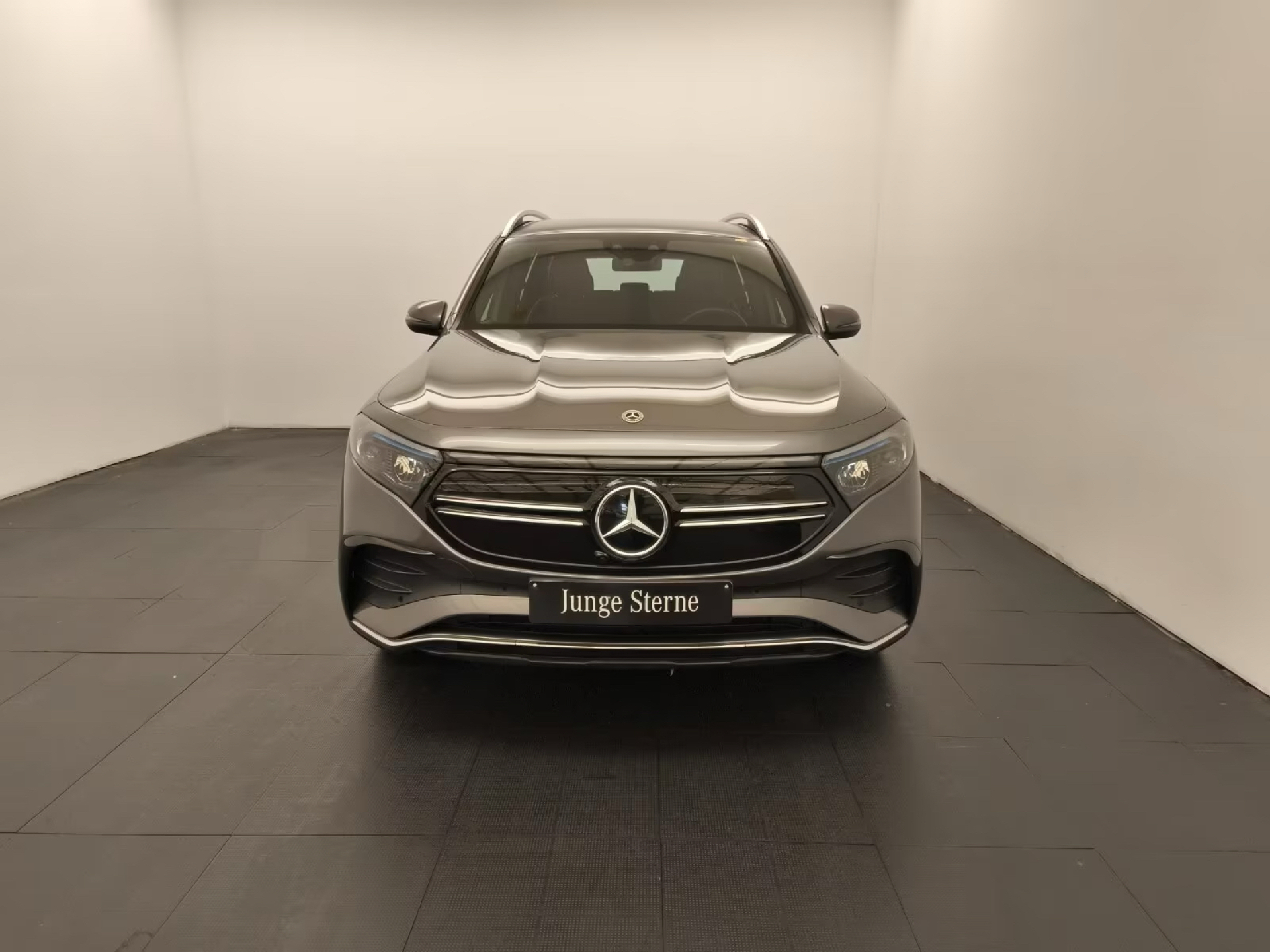 Billede af Mercedes-Benz EQB 250 EL AMG Line 190HK 5d Aut.