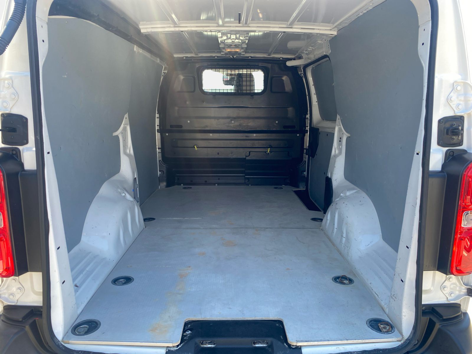 Billede af Toyota Proace Long 2,0 D Comfort Master 122HK Van 6g