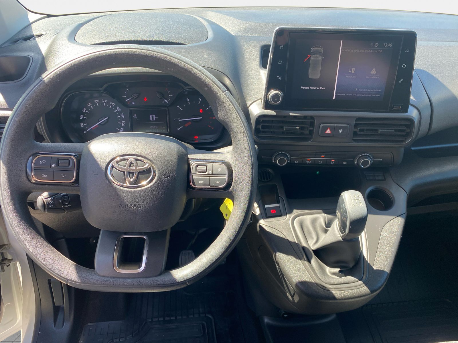 Billede af Toyota Proace City Medium 1,5 D Comfort Smart Active Vision 102HK Van