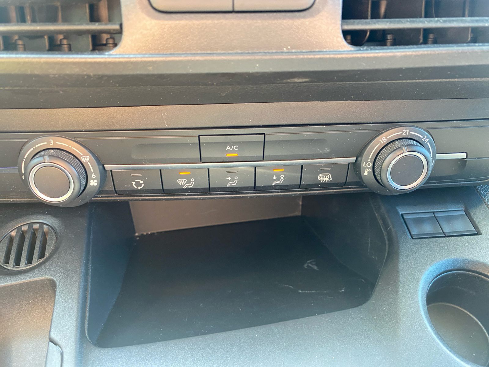 Billede af Toyota Proace City Medium 1,5 D Comfort Smart Active Vision 102HK Van