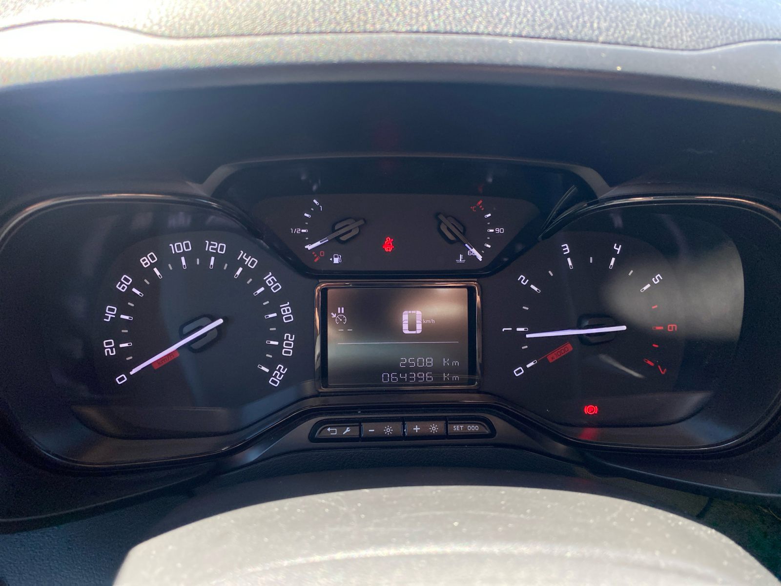 Billede af Toyota Proace City Medium 1,5 D Comfort Smart Active Vision 102HK Van