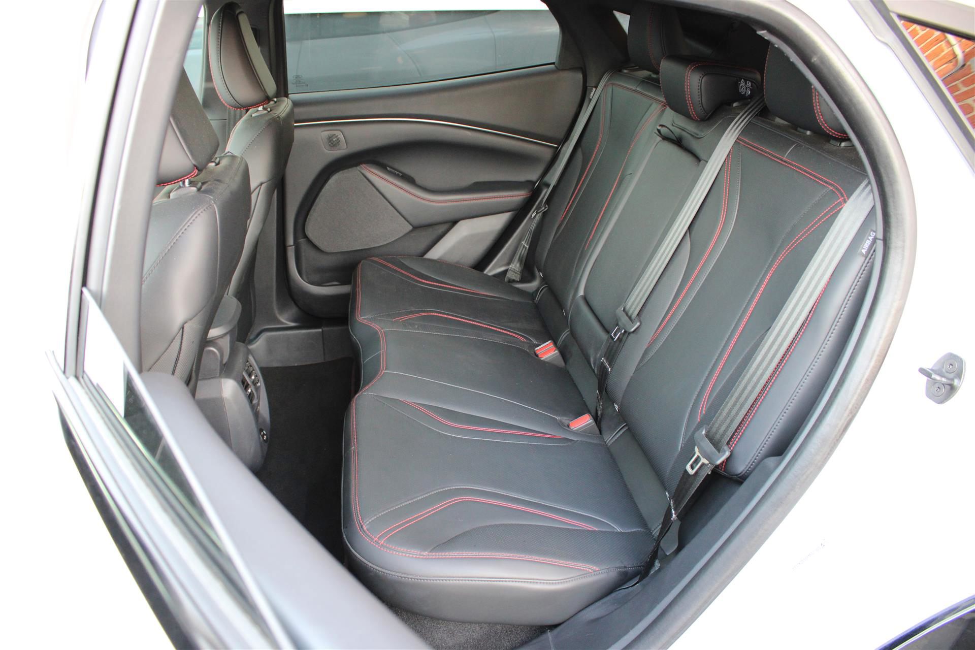 Billede af Ford Mustang Mach-E EL SR Premium AWD 269HK 5d Aut.