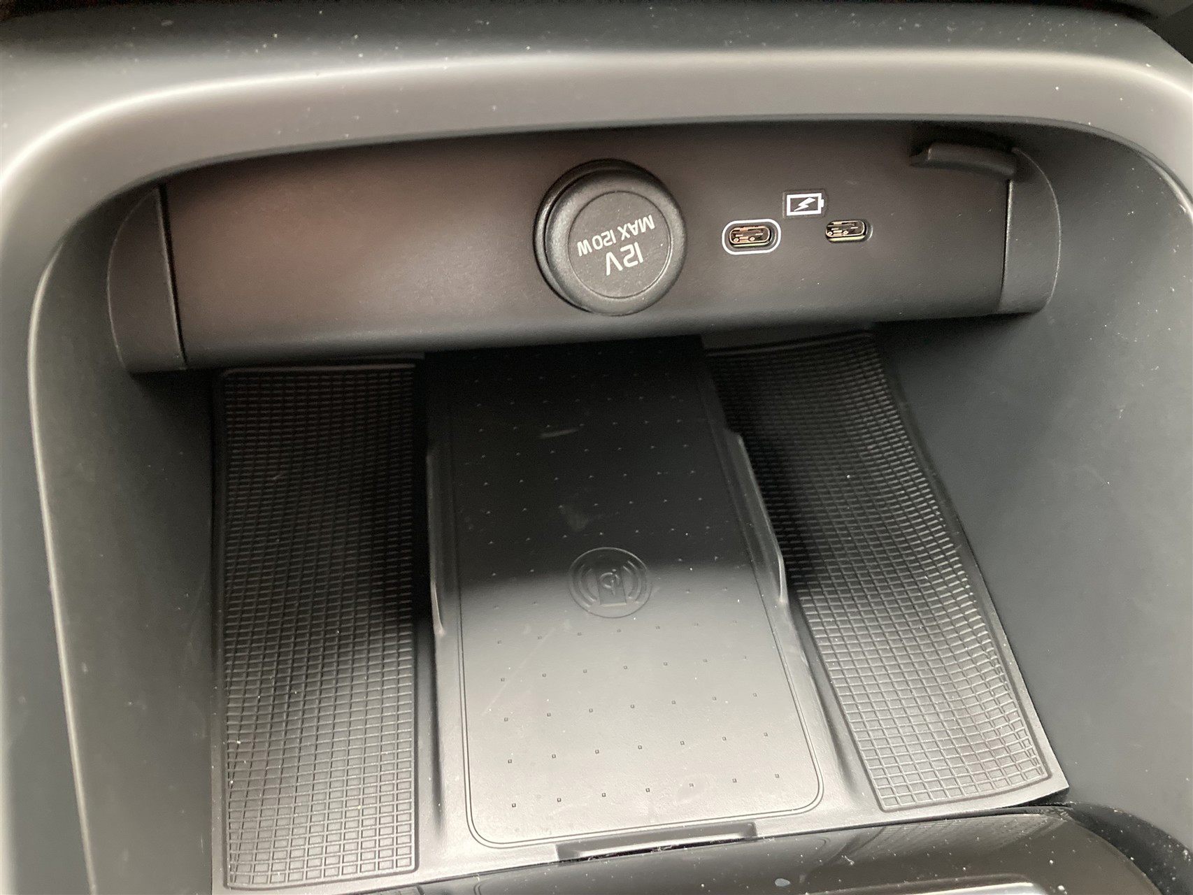 Billede af Volvo XC40 Recharge Extended Range Plus 252HK 5d Aut.