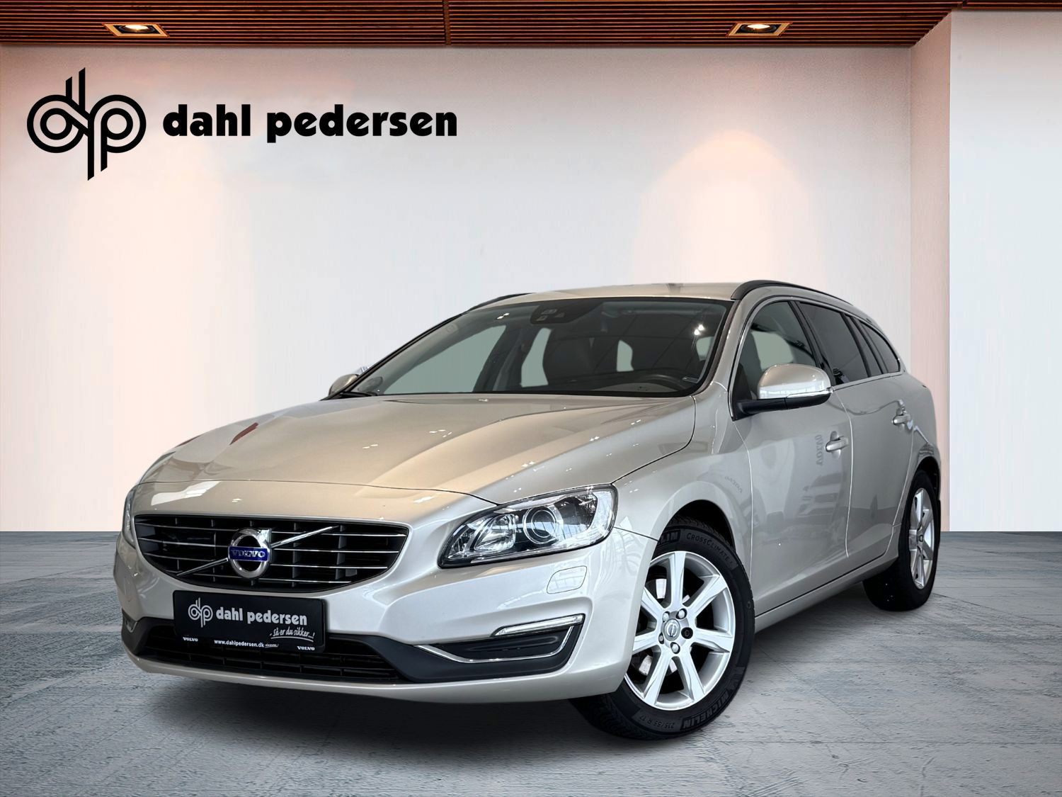 Billede af Volvo V60 1,5 T3 Momentum 152HK Stc 6g Aut.