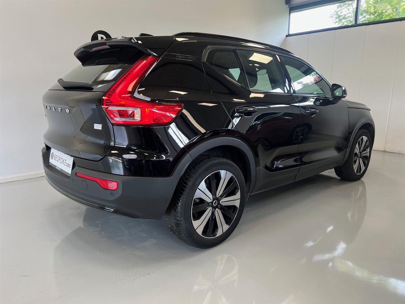 Billede af Volvo XC40 P8 Recharge Twin Plus AWD 408HK 5d Aut.