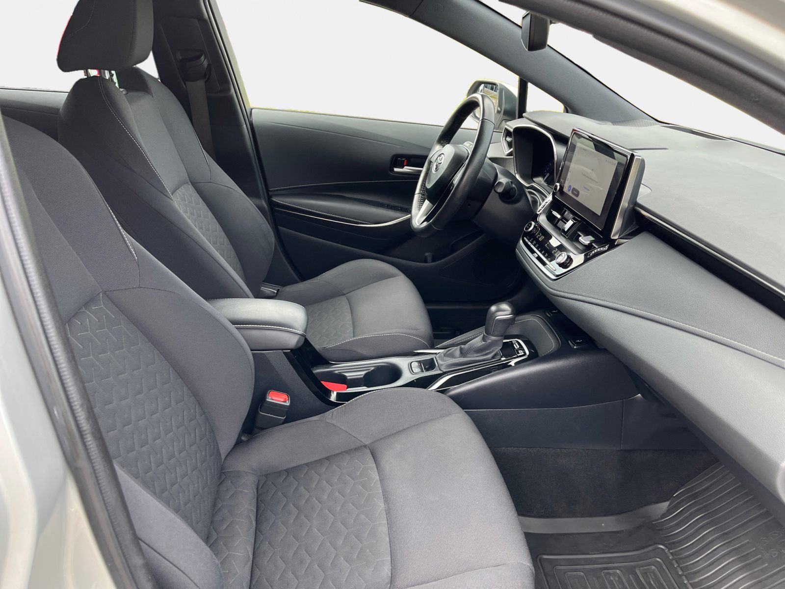 Billede af Toyota Corolla Touring Sports 1,8 Hybrid Active Smart E-CVT 122HK Stc Trinl. Gear