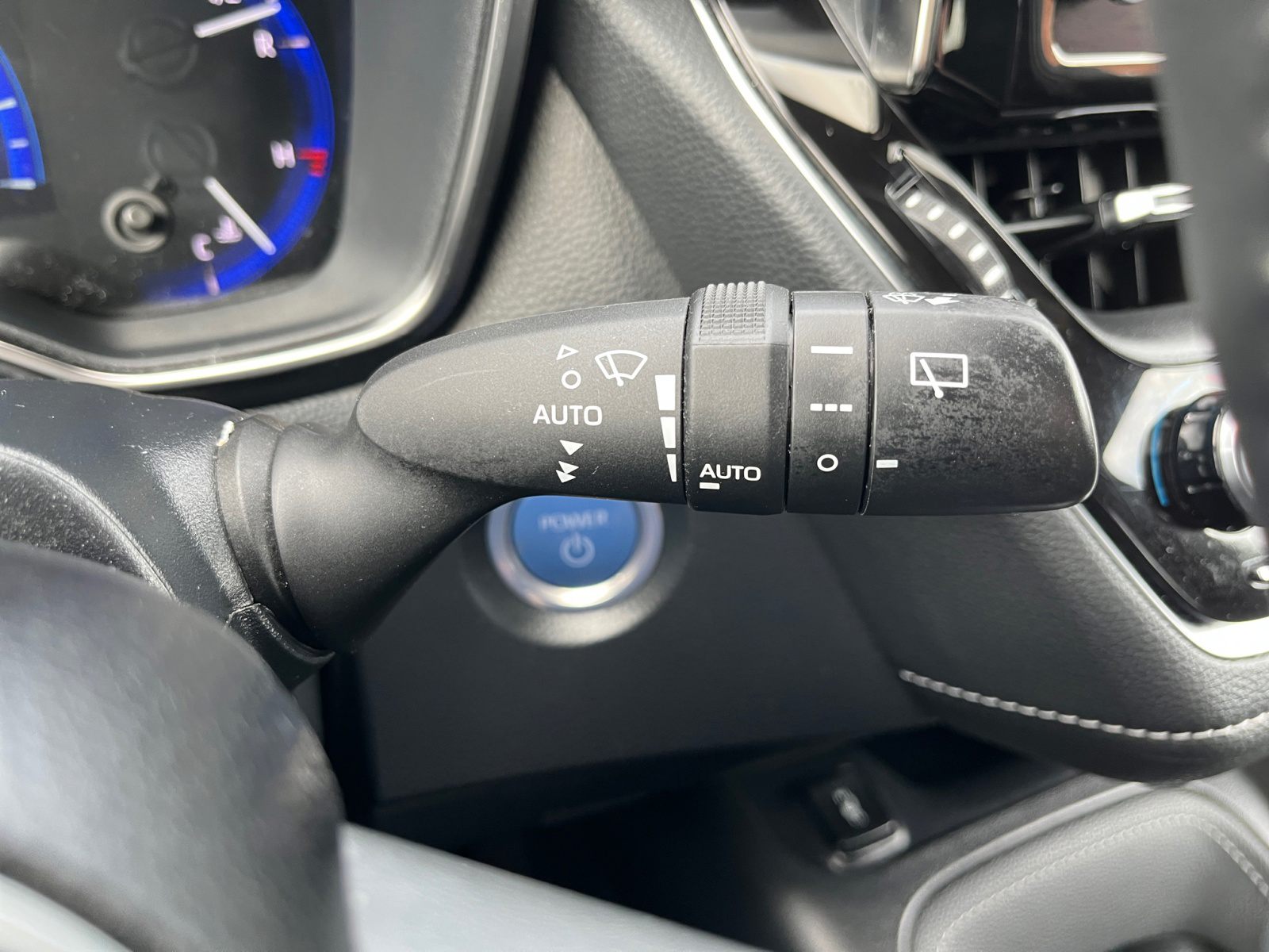 Billede af Toyota Corolla Touring Sports 1,8 Hybrid Active Smart E-CVT 122HK Stc Trinl. Gear