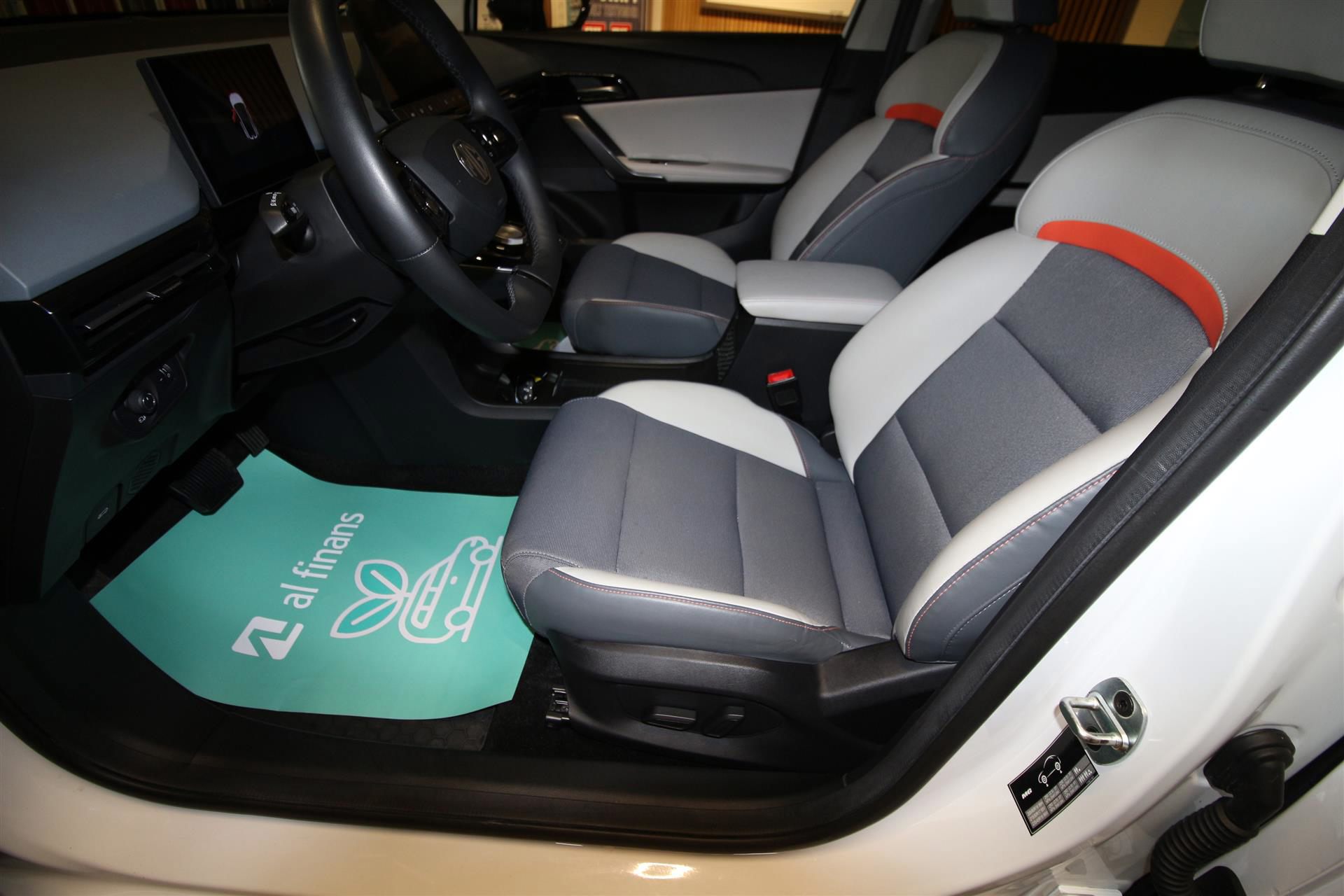 Billede af MG MG4 Electric EL Luxury Long Range 204HK 5d Aut.