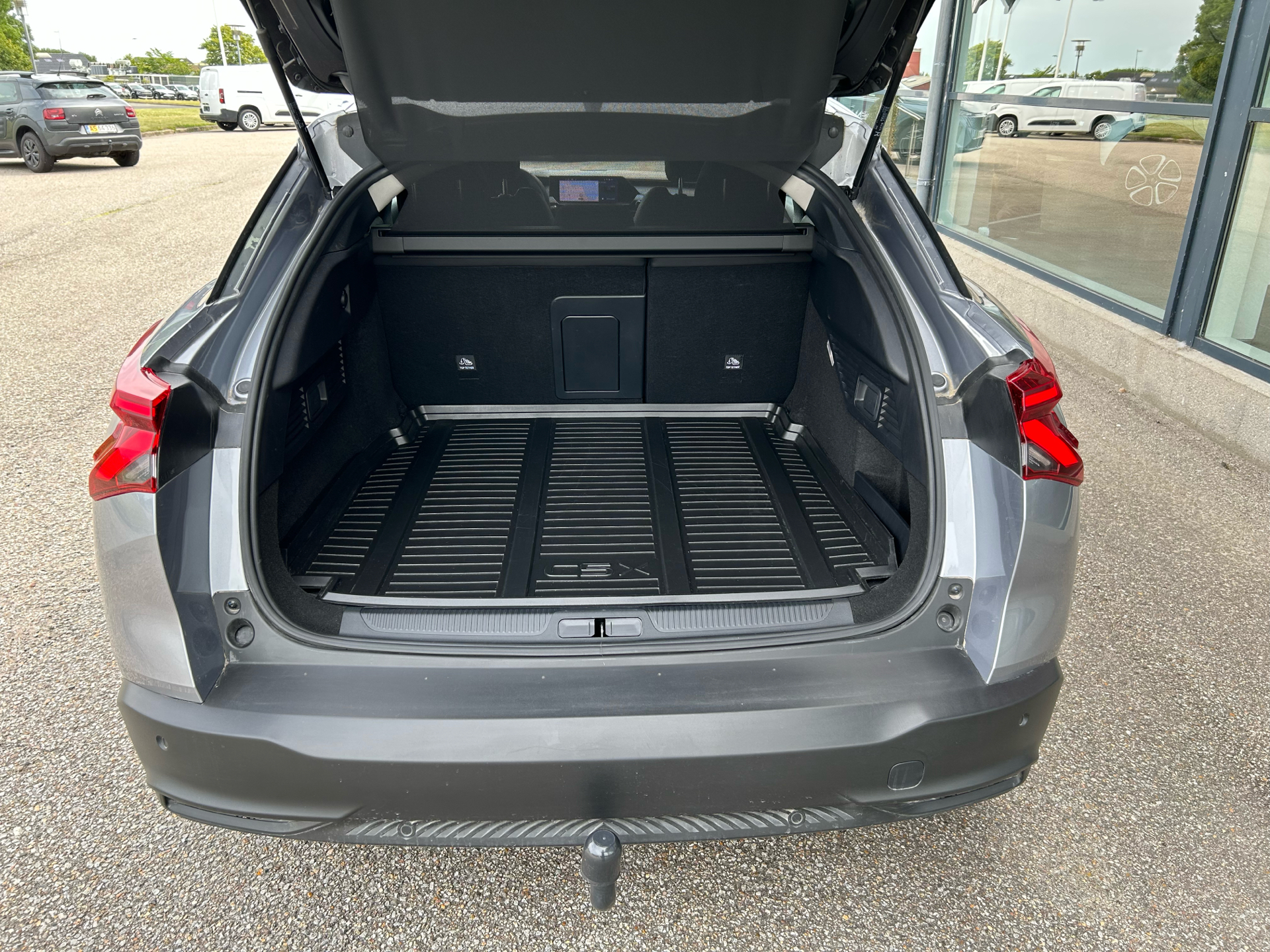 Billede af Citroën C5 X 1,6 Plugin-hybrid Concorde Premiere Pack 225HK 5d 8g Aut.