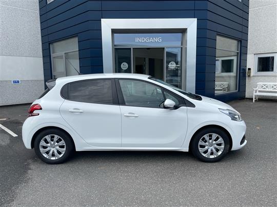 Peugeot 208 1,2 VTi Active 82HK 5d