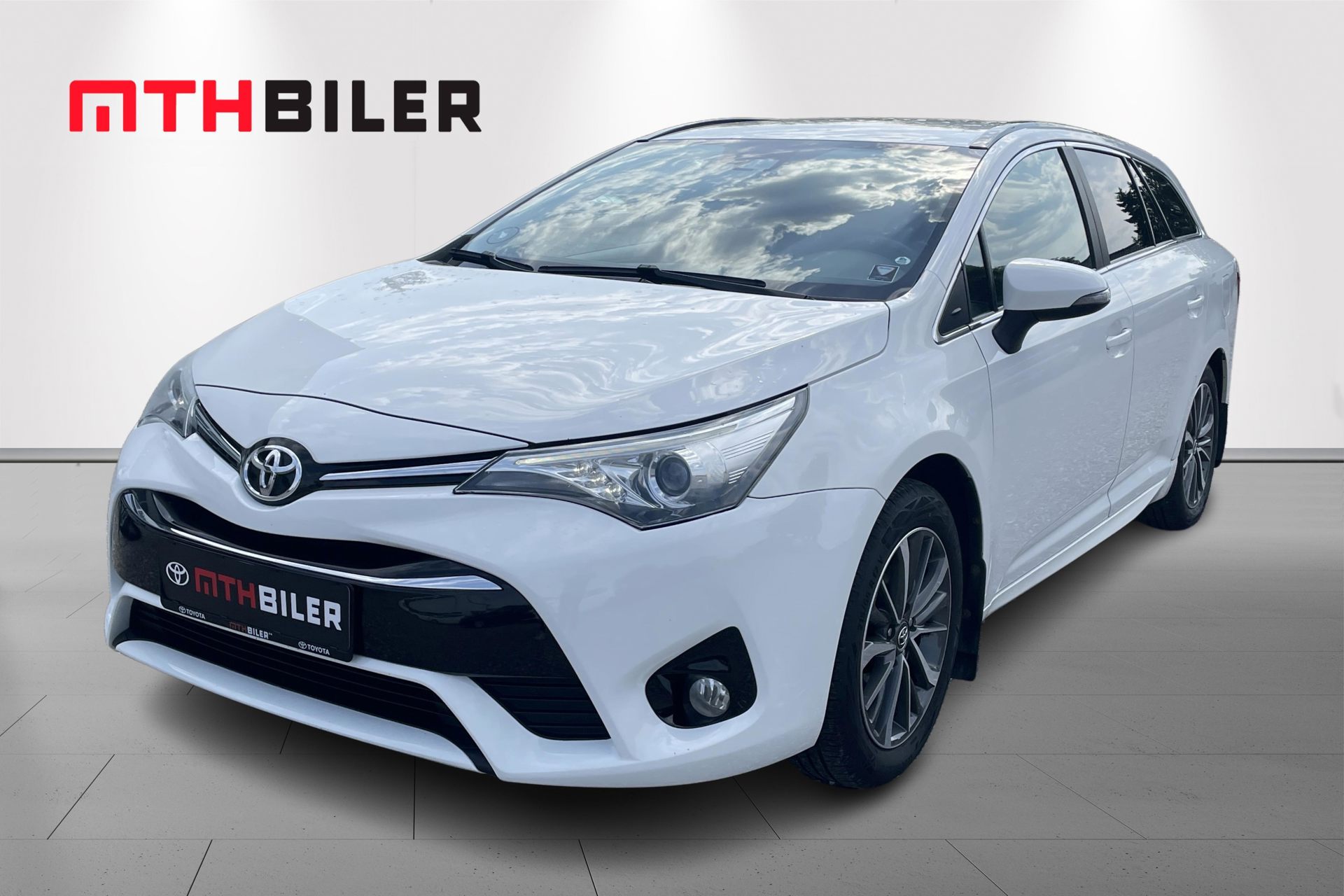 Billede af Toyota Avensis Touring Sports 1,8 VVT-I T2 Multidrive S 147HK Stc 6g Aut.
