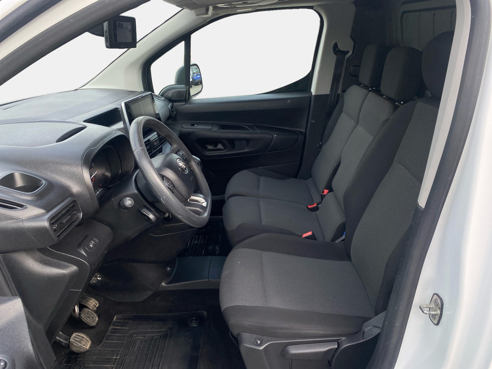 Billede af Toyota Proace City Medium 1,5 D Comfort Smart Active Vision 102HK Van