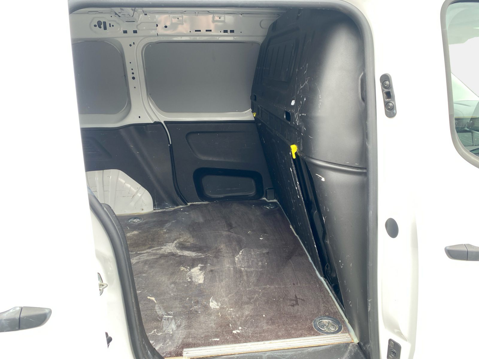 Billede af Toyota Proace City Medium 1,5 D Comfort Smart Active Vision Dobbelt Bagdør 102HK Van