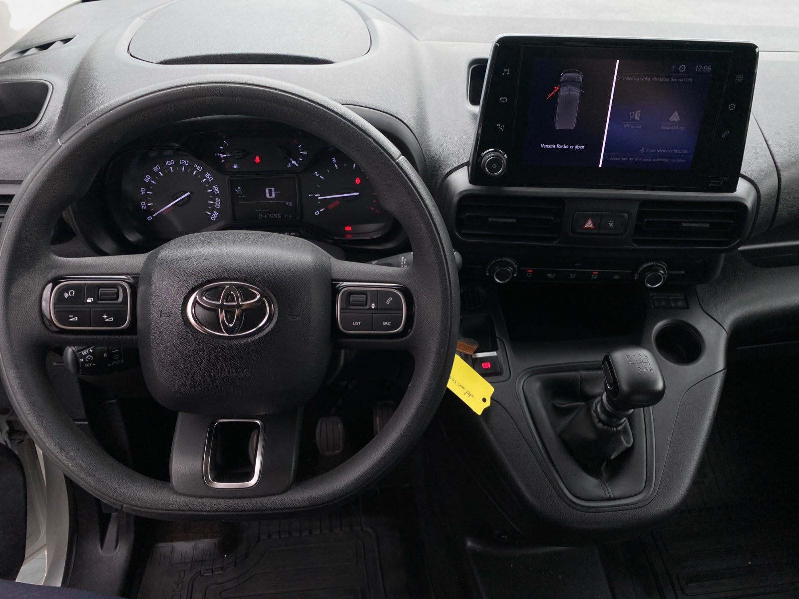 Billede af Toyota Proace City Medium 1,5 D Comfort Smart Active Vision Dobbelt Bagdør 102HK Van