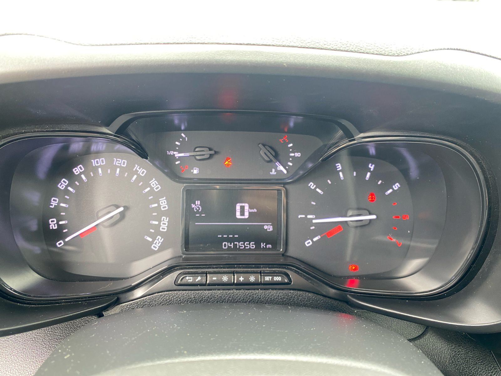 Billede af Toyota Proace City Medium 1,5 D Comfort Smart Active Vision Dobbelt Bagdør 102HK Van