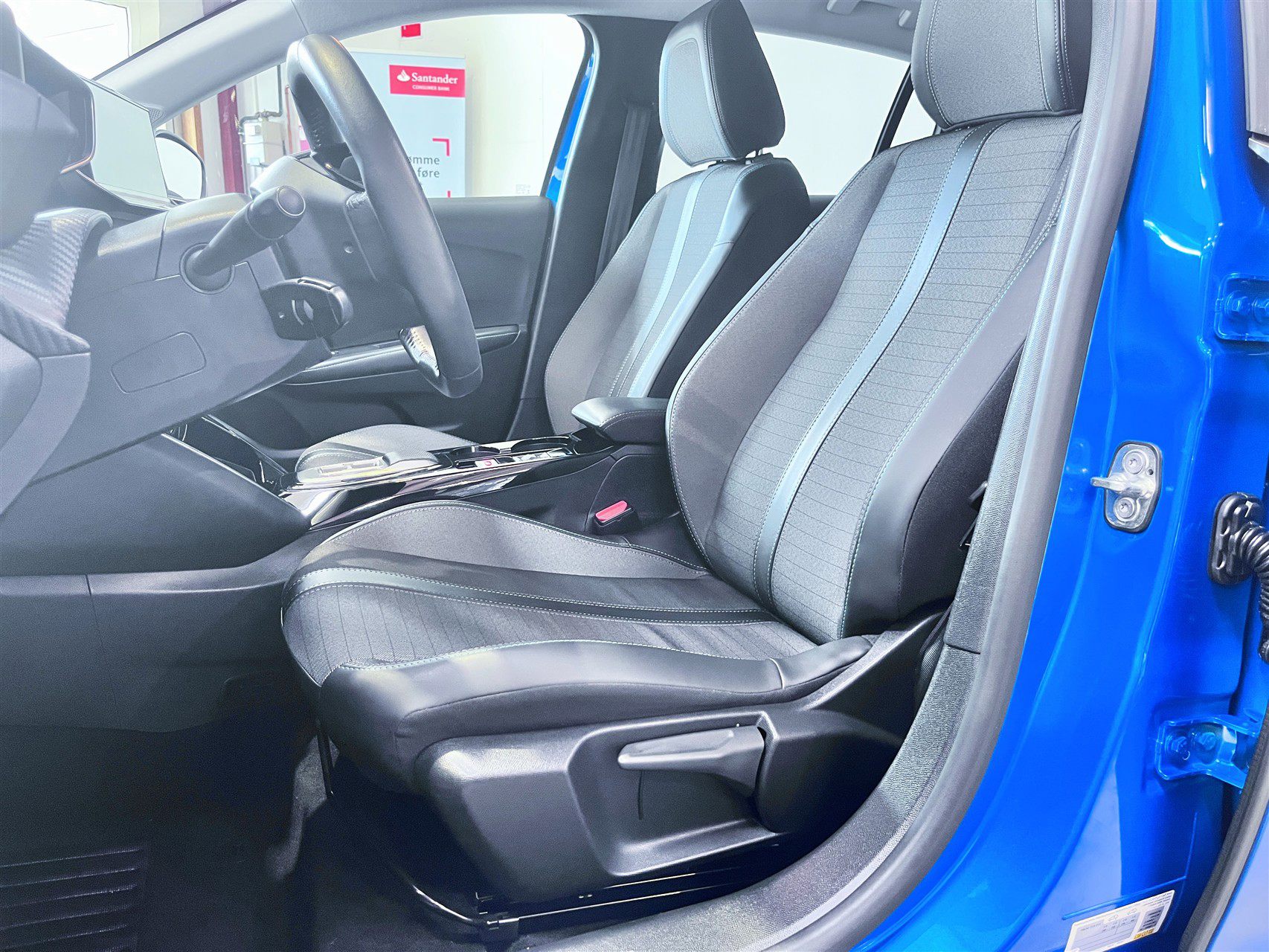 Billede af Peugeot e-208 EL Allure Pack 136HK 5d Aut.