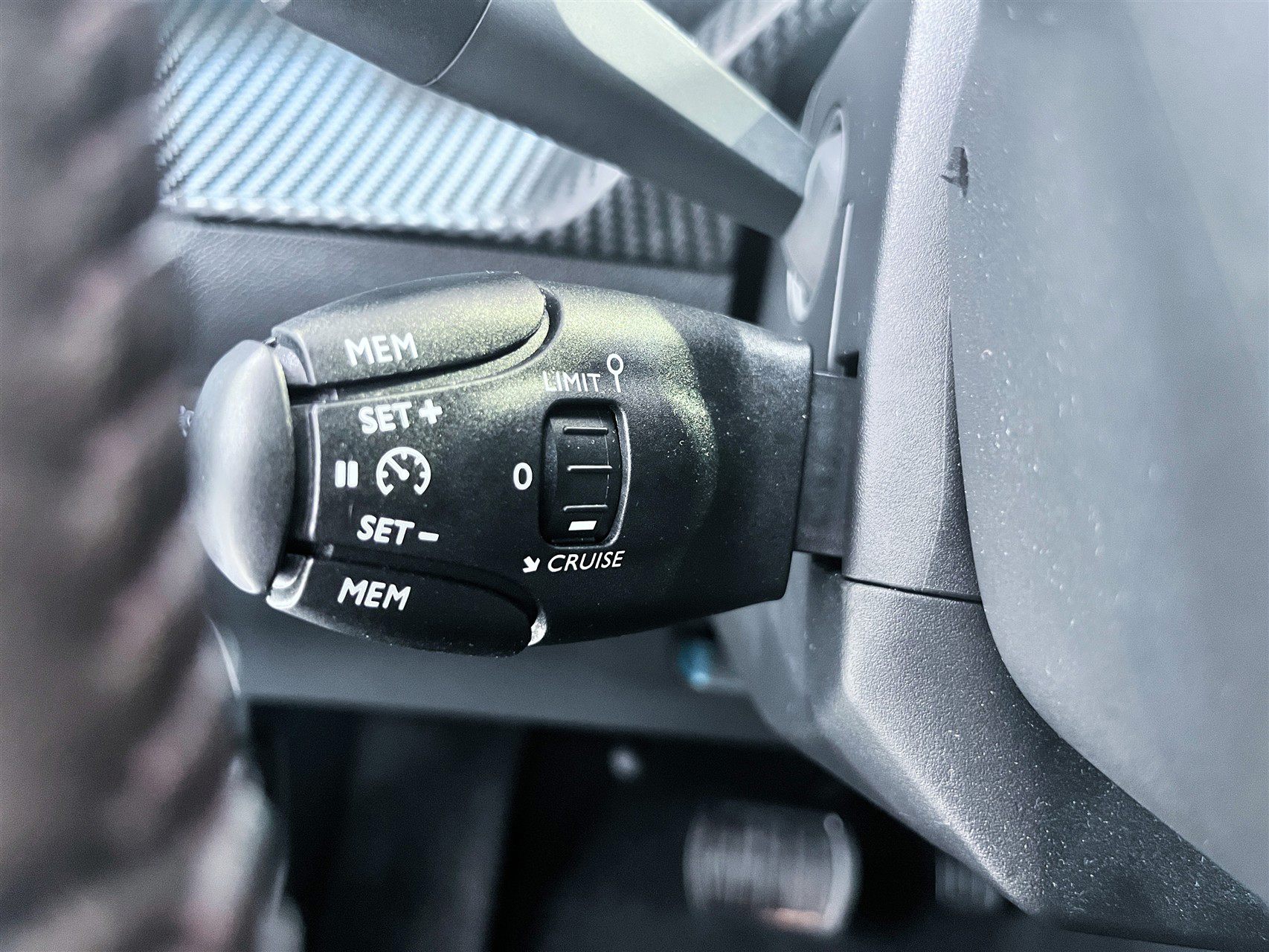 Billede af Peugeot e-208 EL Allure Pack 136HK 5d Aut.