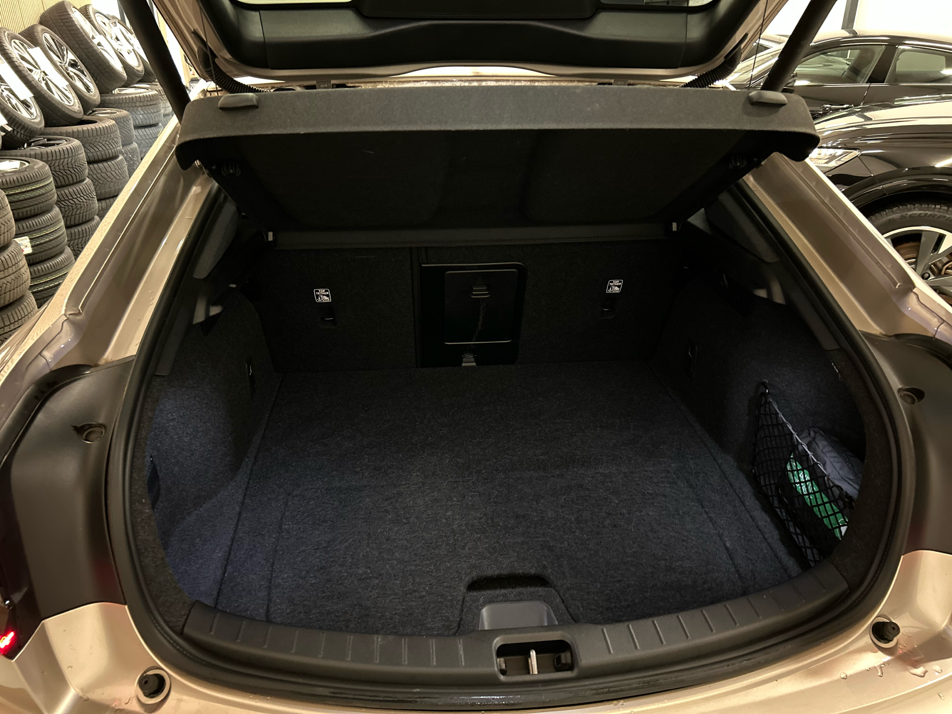 Billede af Polestar 2 EL Long range Single motor 231HK 5d Aut.