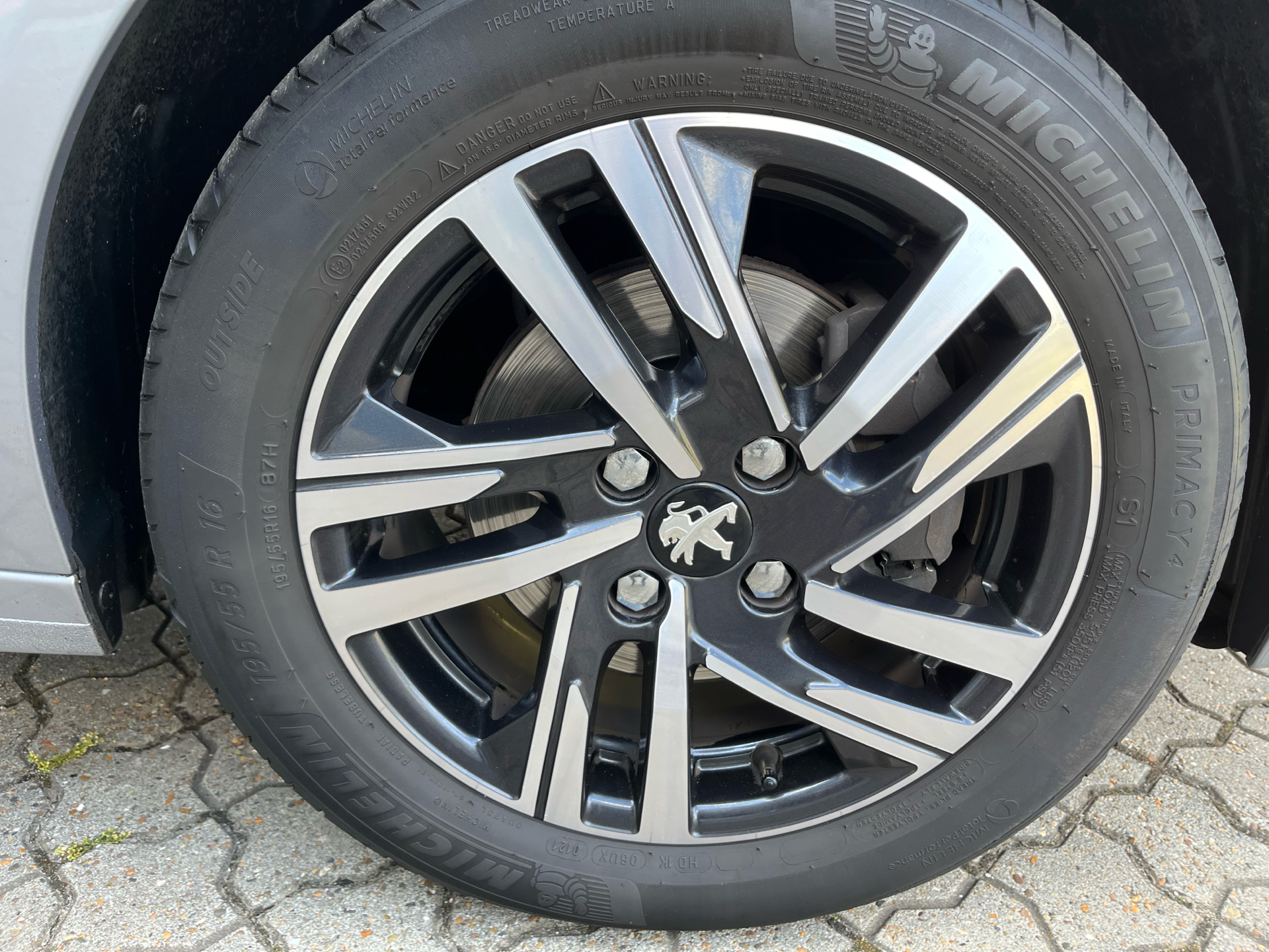 Billede af Peugeot 208 1,5 BlueHDi Allure Grand 100HK 5d 6g