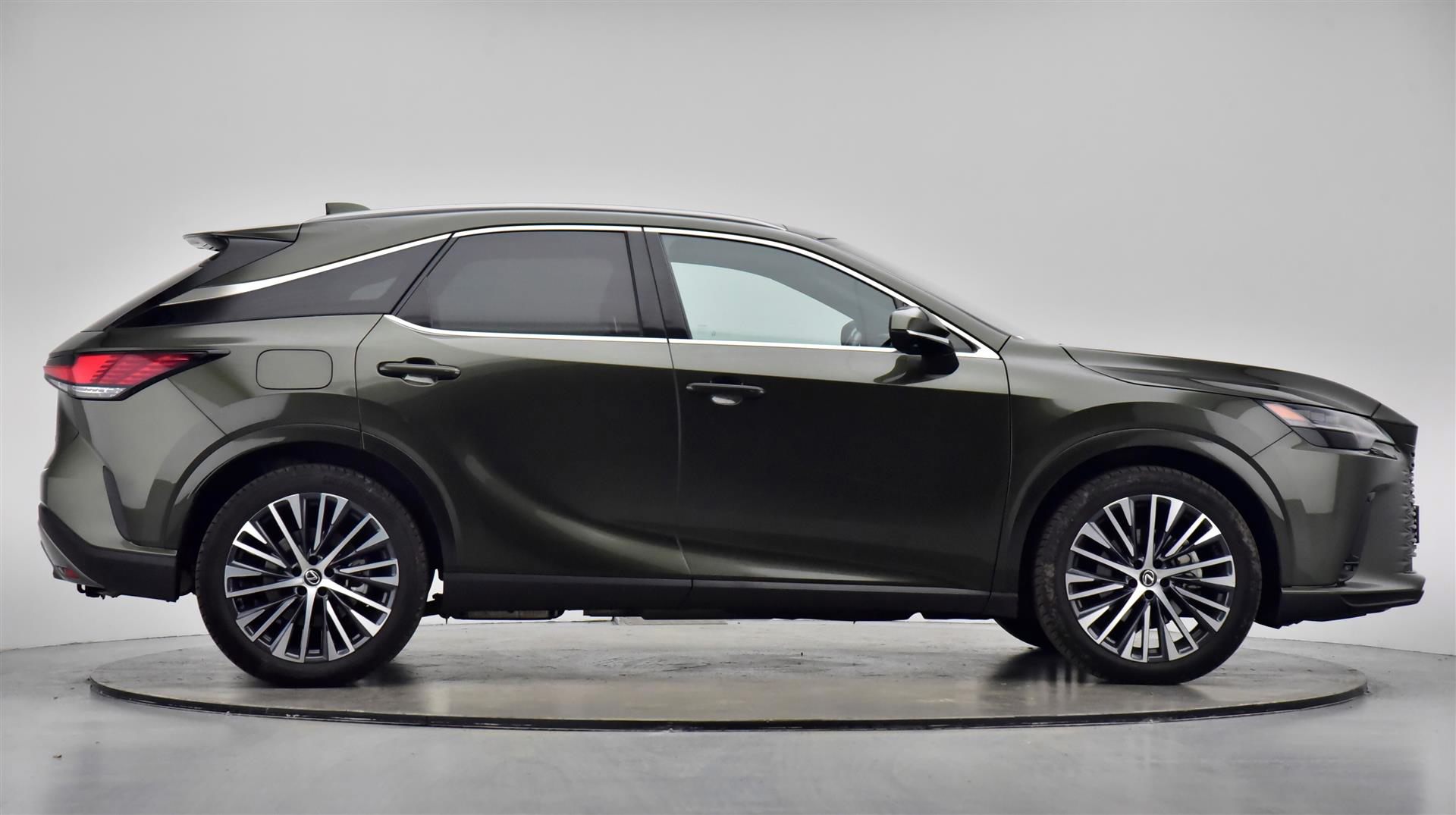 Billede af Lexus RX 450h+ 2,5 Plugin-hybrid Executive E-Four E-CVT 309HK 5d Trinl. Gear