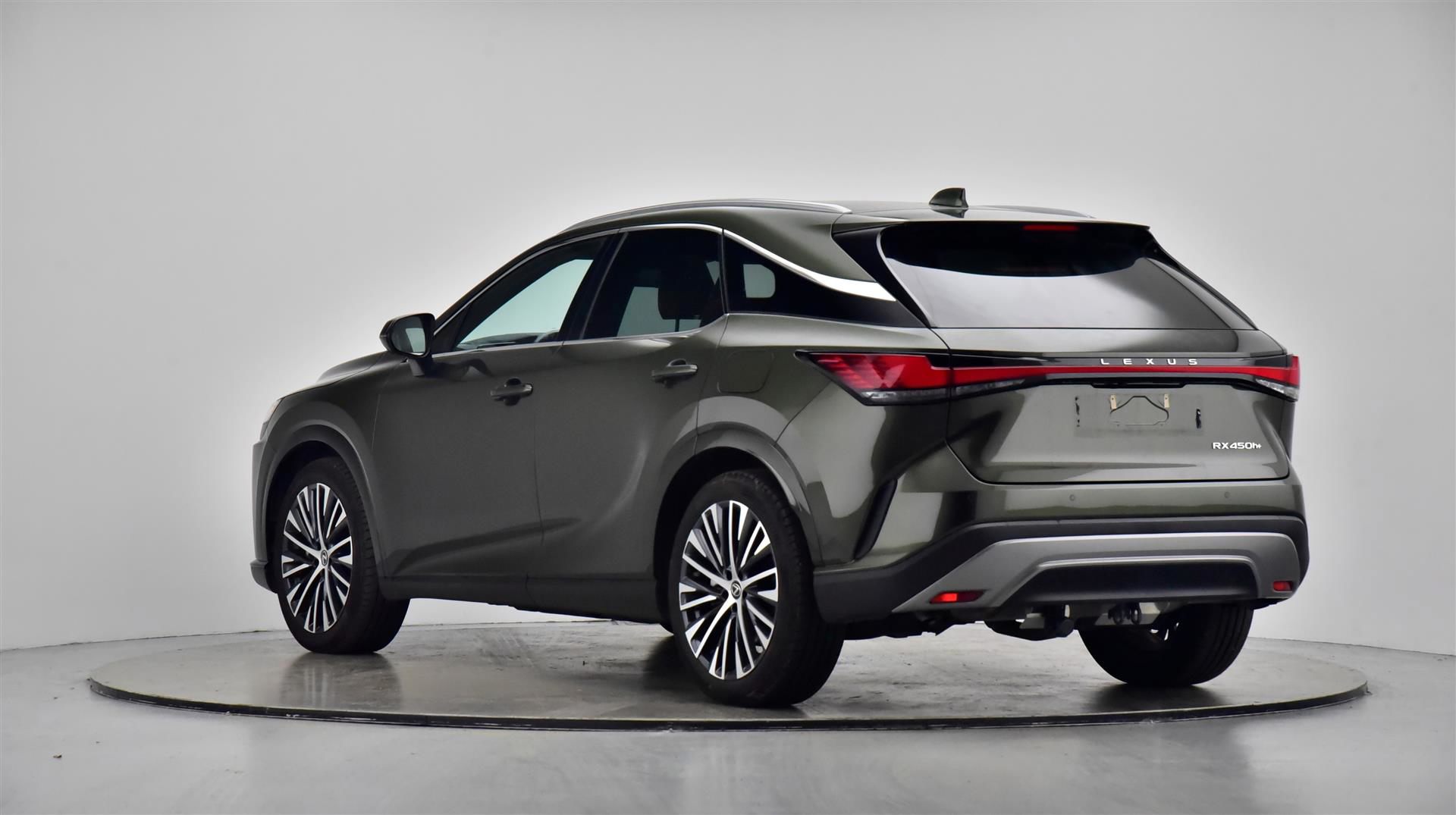 Billede af Lexus RX 450h+ 2,5 Plugin-hybrid Executive E-Four E-CVT 309HK 5d Trinl. Gear