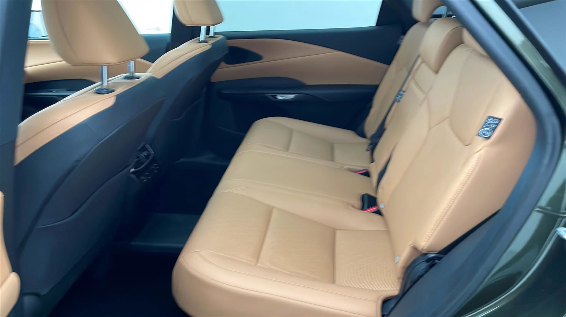 Billede af Lexus RX 450h+ 2,5 Plugin-hybrid Executive E-Four E-CVT 309HK 5d Trinl. Gear