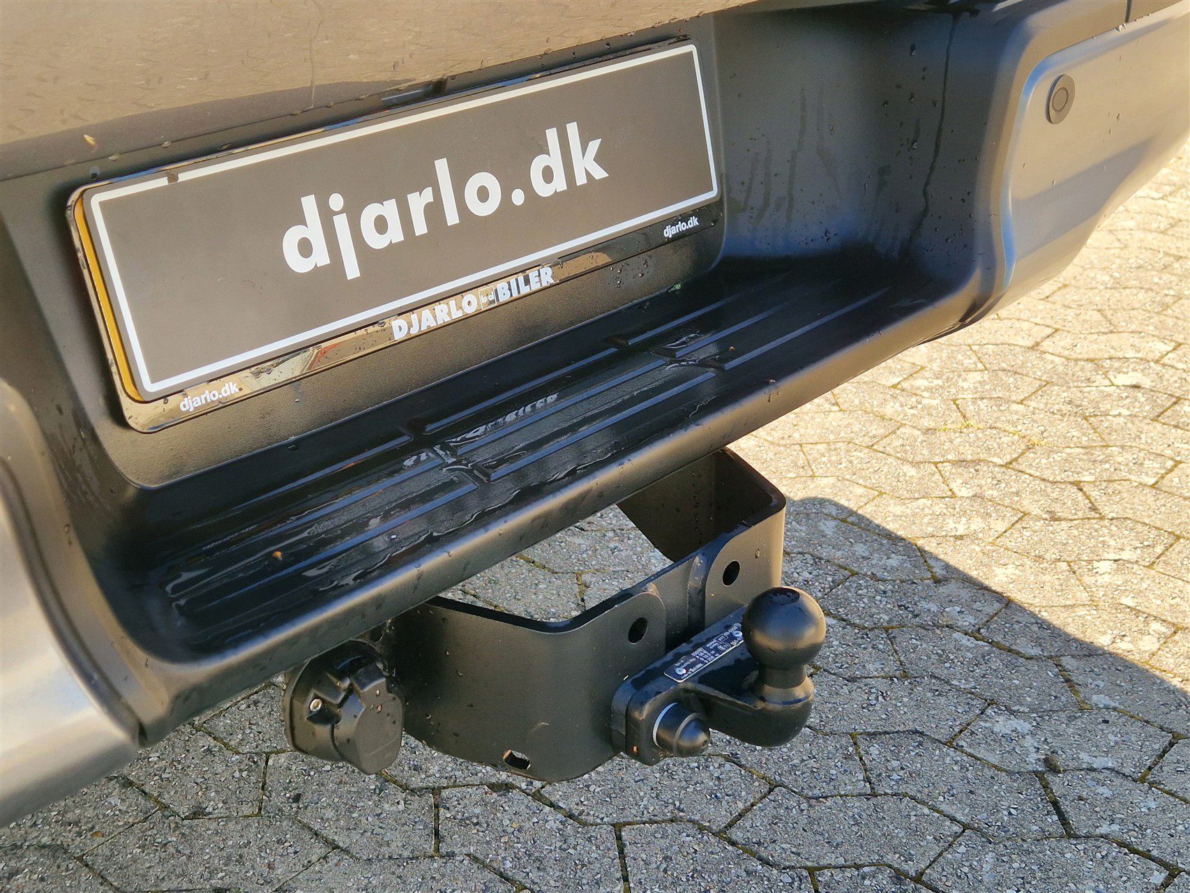 Billede af Toyota HiLux 2.8 diesel MHEV 204hk Double Cab AWD aut. gear T4 Invincible