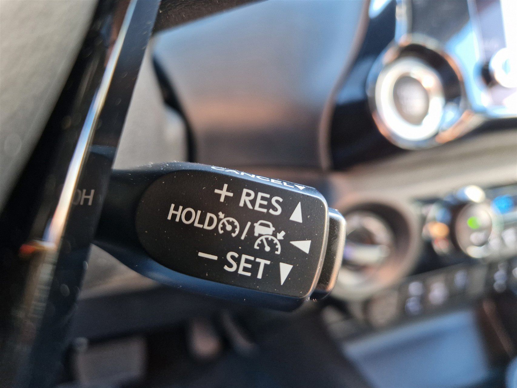 Billede af Toyota HiLux 2.8 diesel MHEV 204hk Double Cab AWD aut. gear T4 Invincible